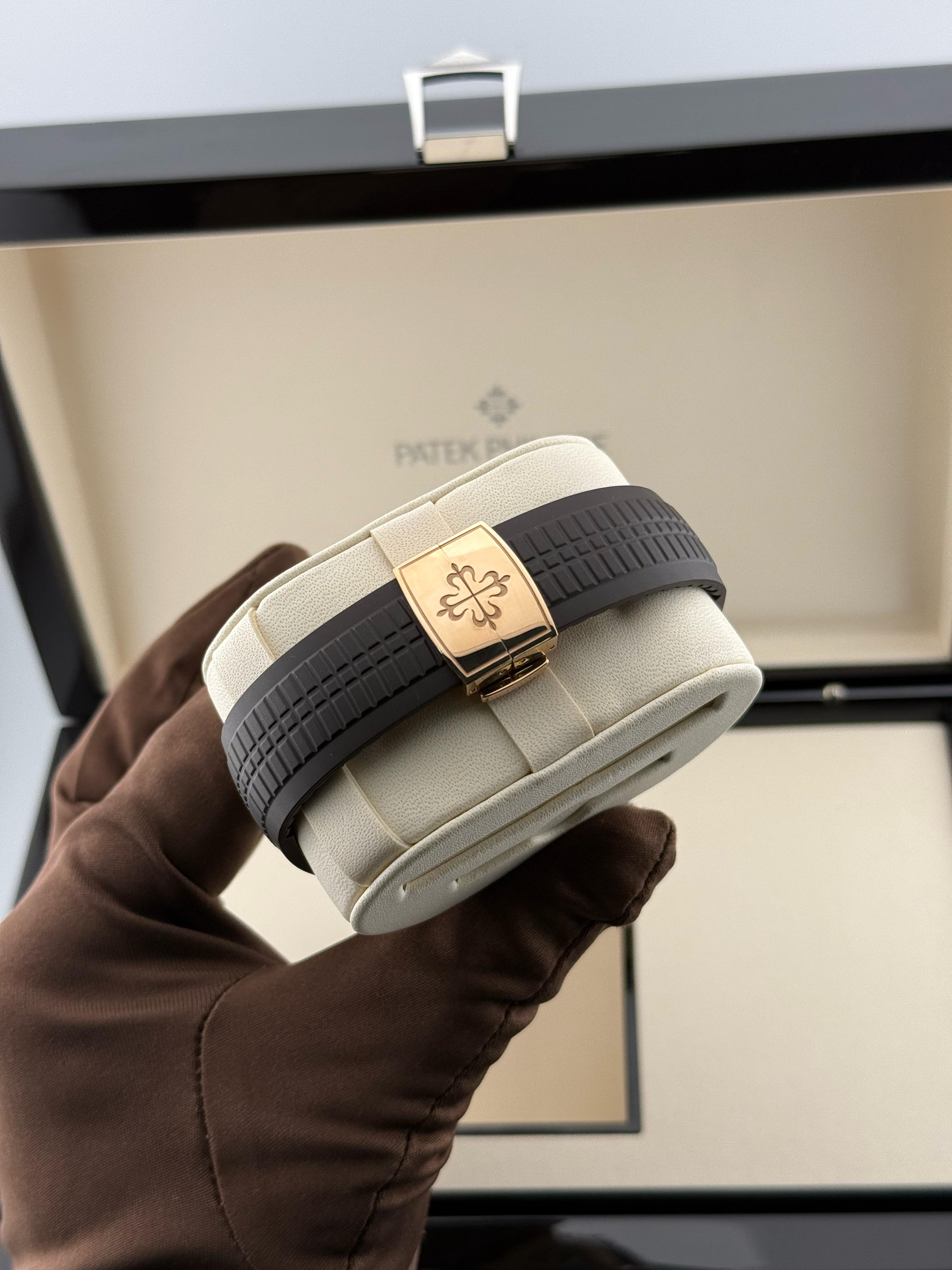 Patek Philippe Aquanaut 5164R-001 Thumbnail 5