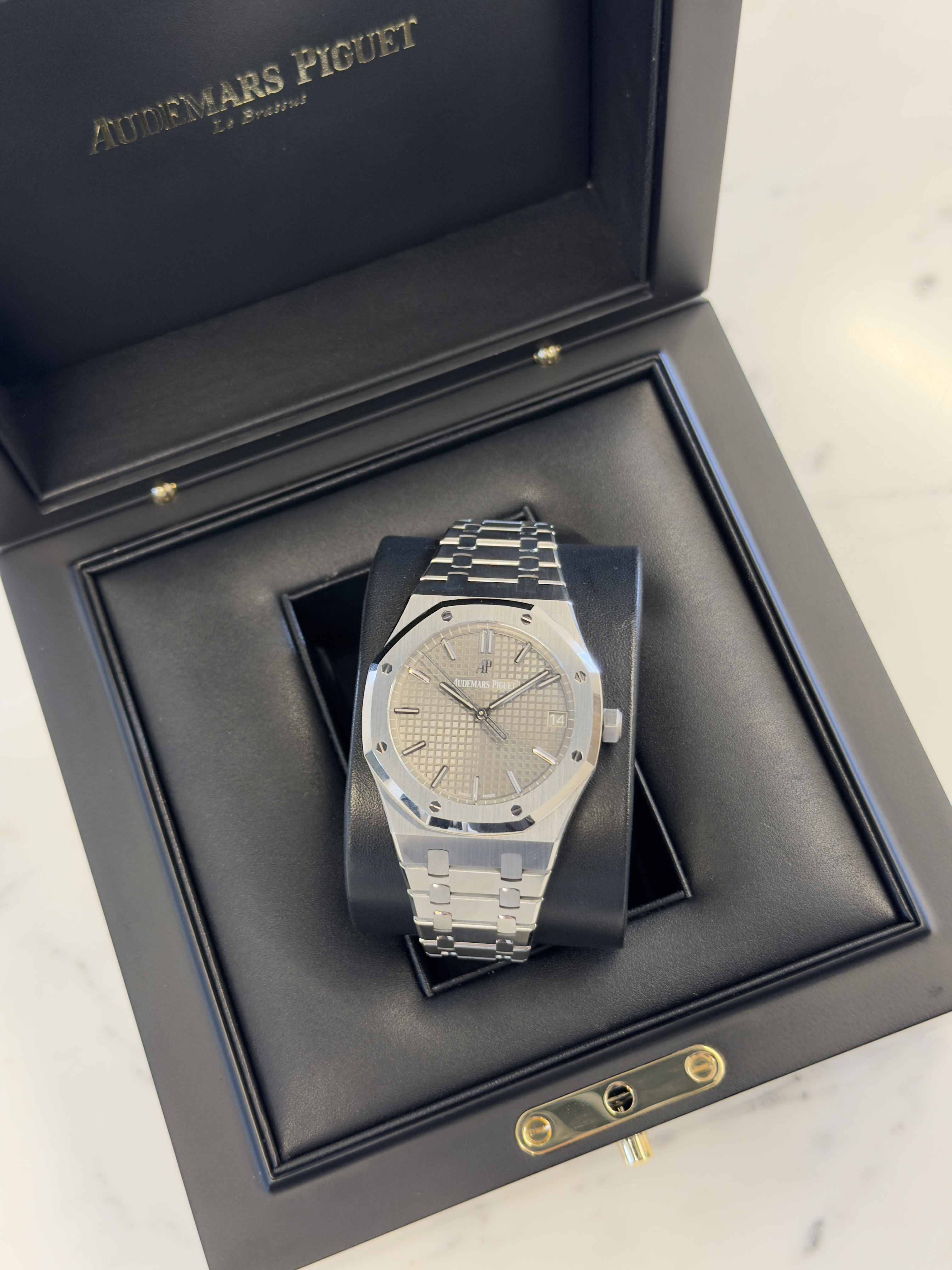Audemars Piguet Royal Oak 15500ST.OO.1220ST.02 Thumbnail 4