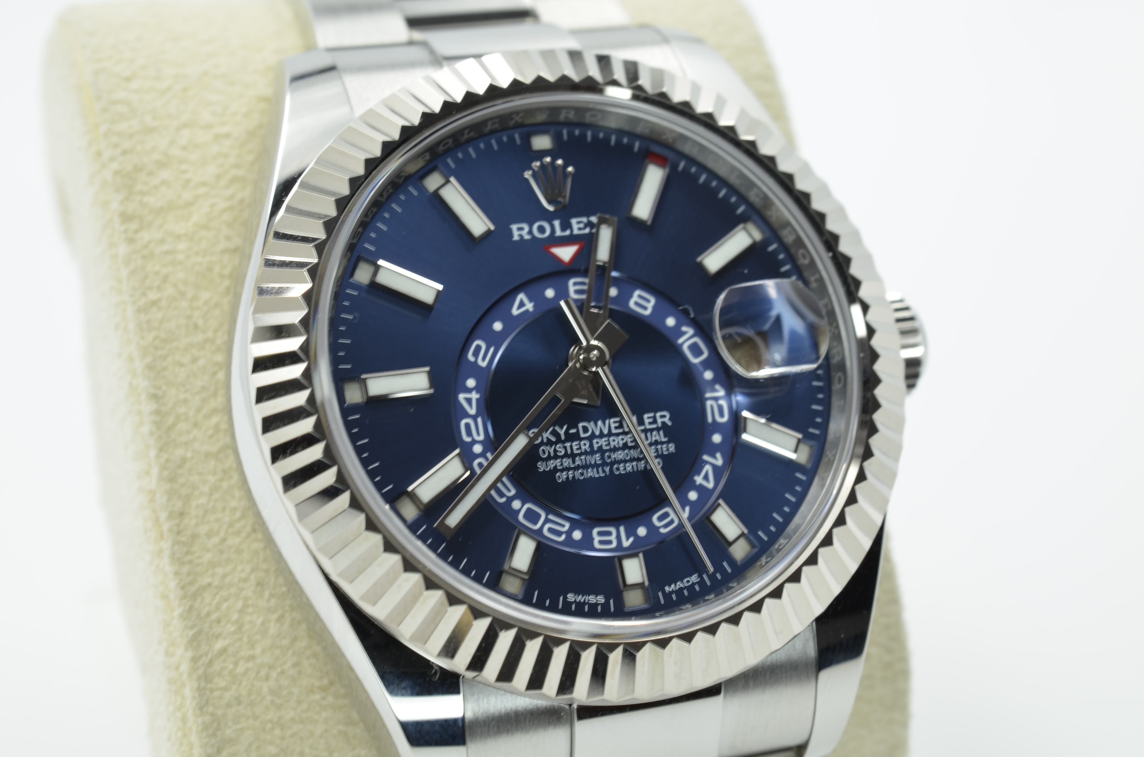 Rolex Sky-Dweller 326934 Thumbnail 2