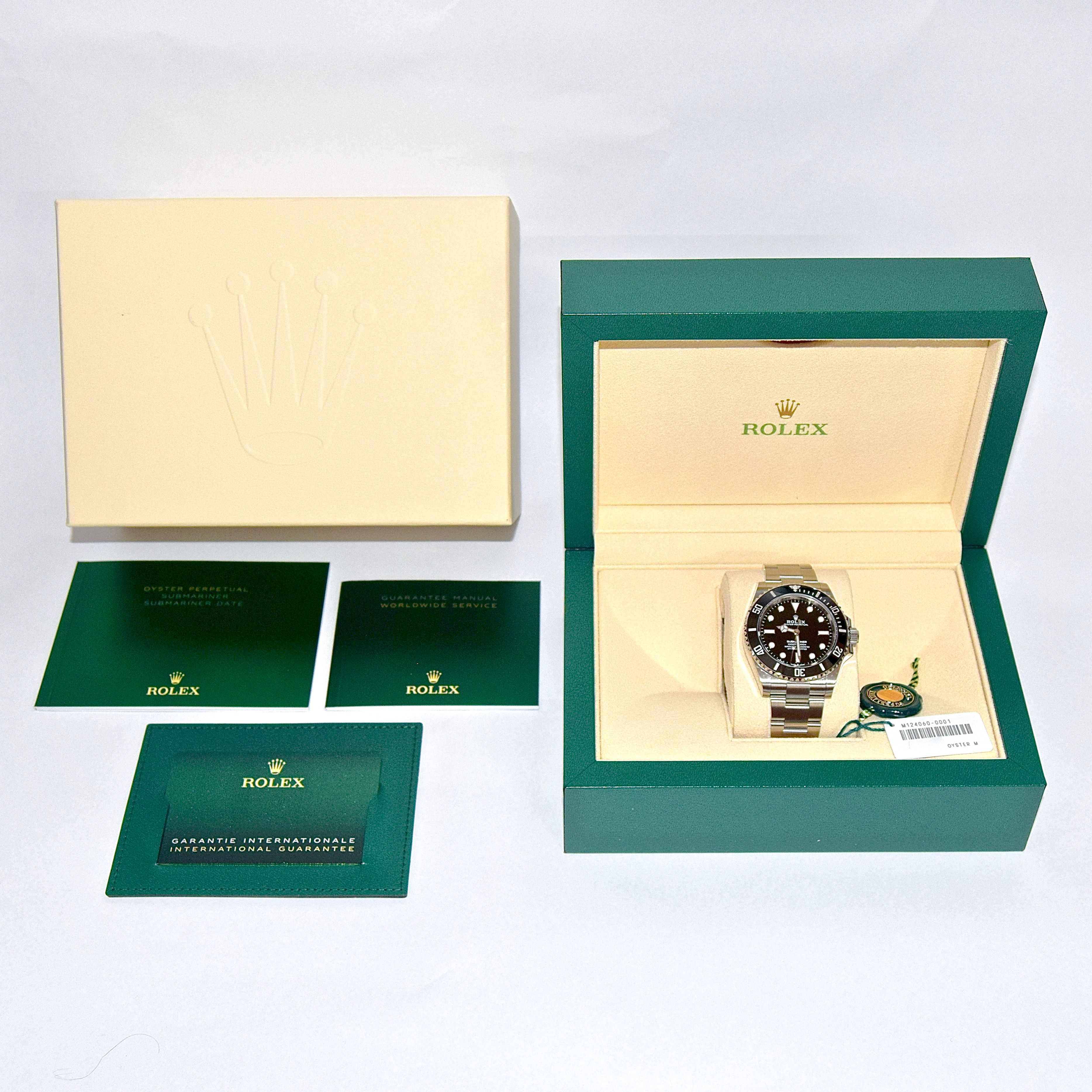 Rolex Submariner 124060 Thumbnail 5