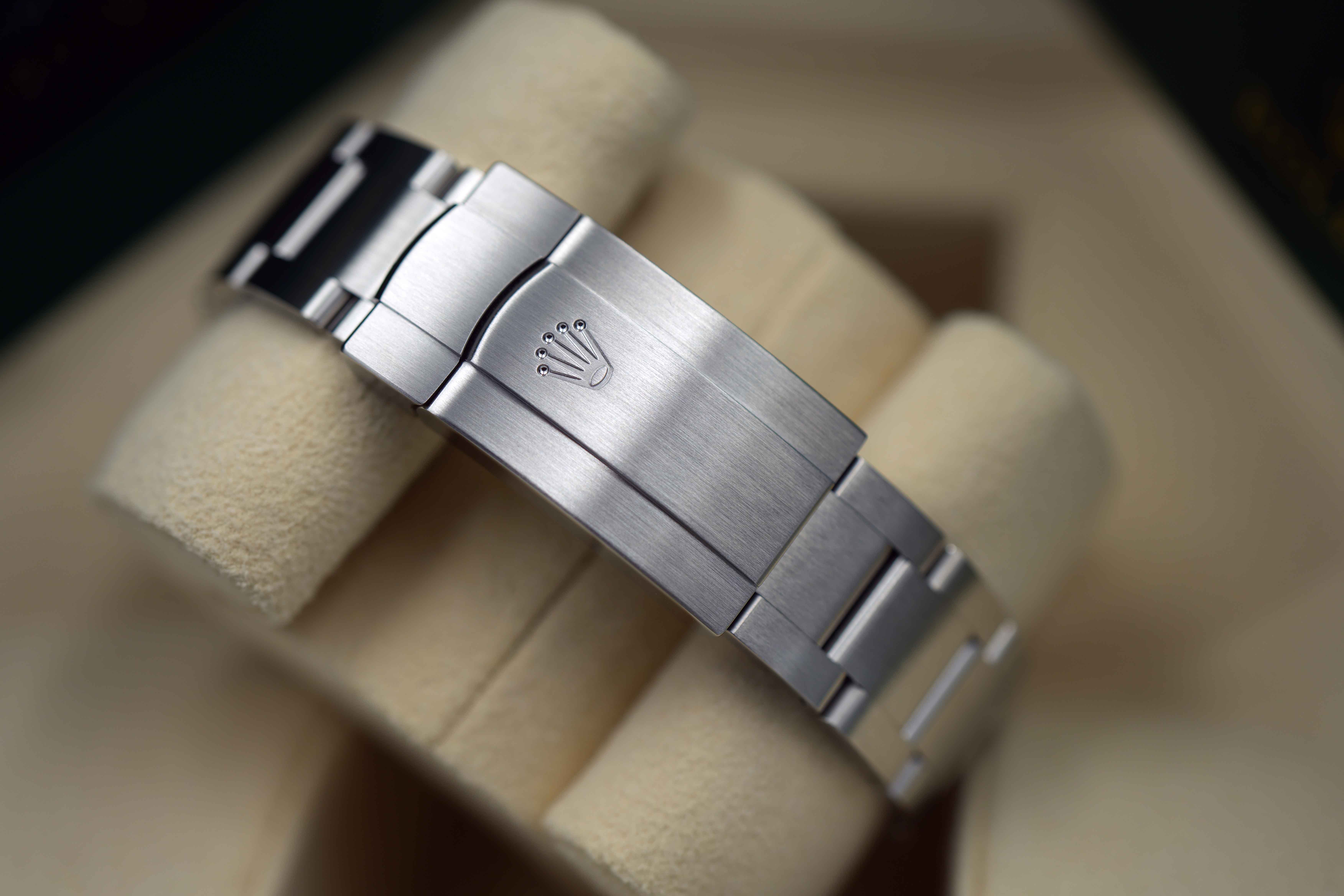 Rolex Oyster Perpetual 124300 Thumbnail 6
