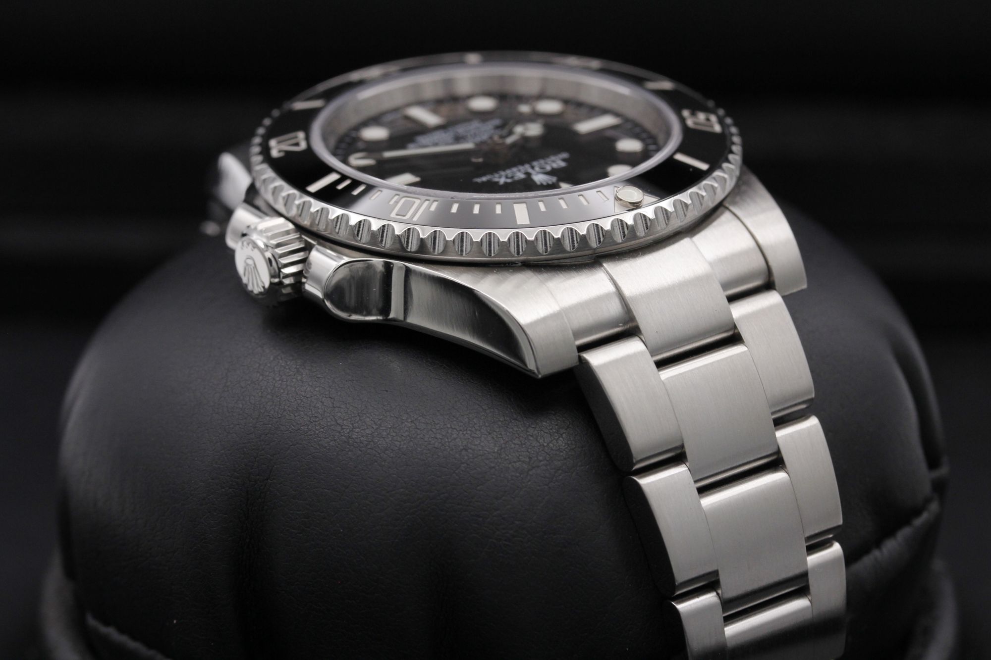 Rolex Submariner 114060 Thumbnail 4