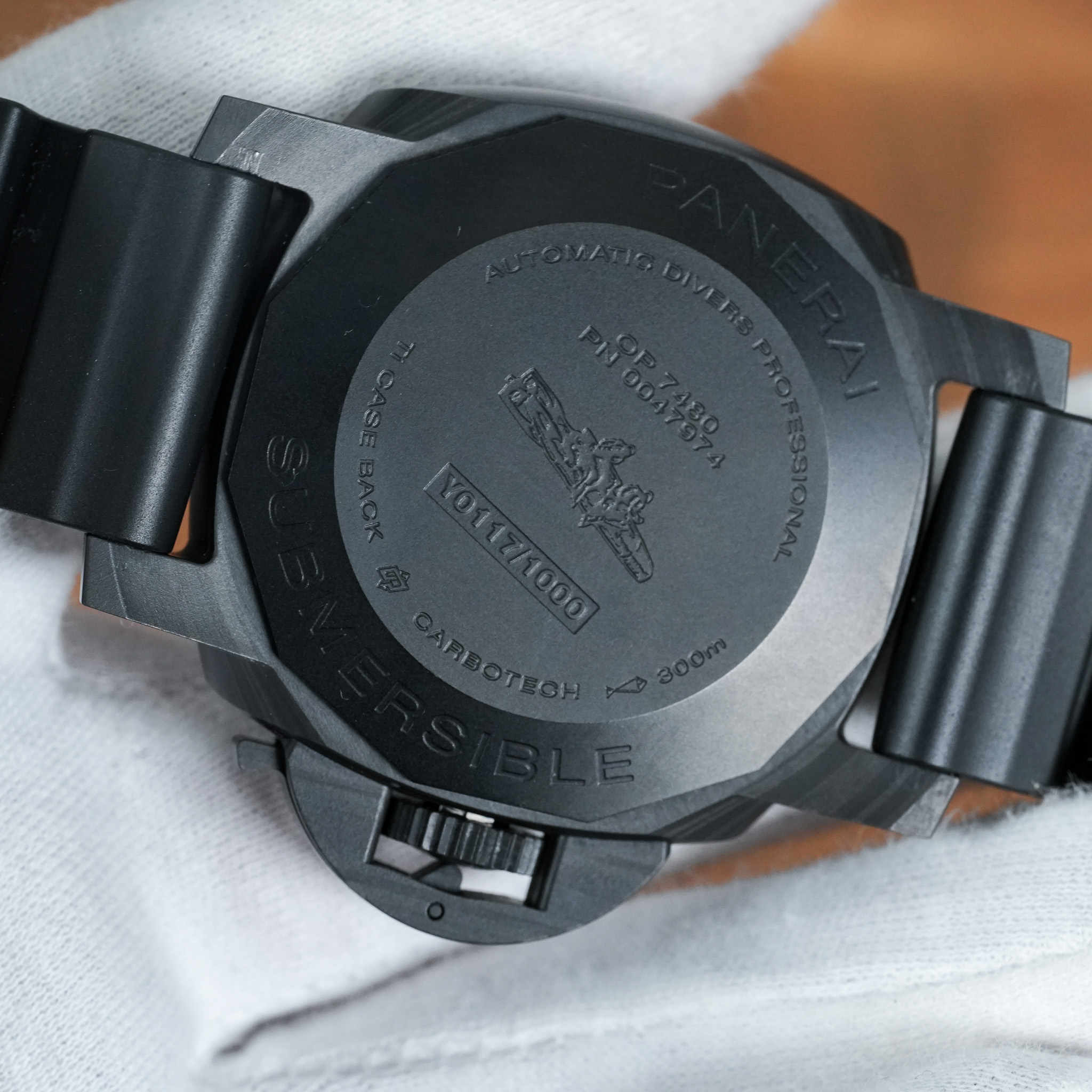 Panerai Submersible PAM01231 Thumbnail 4