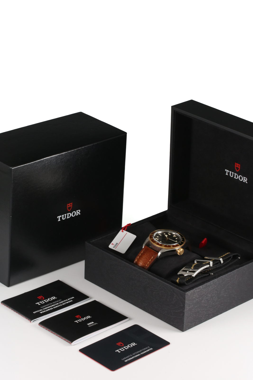 Tudor Black Bay GMT M79833MN-0004 Thumbnail 5