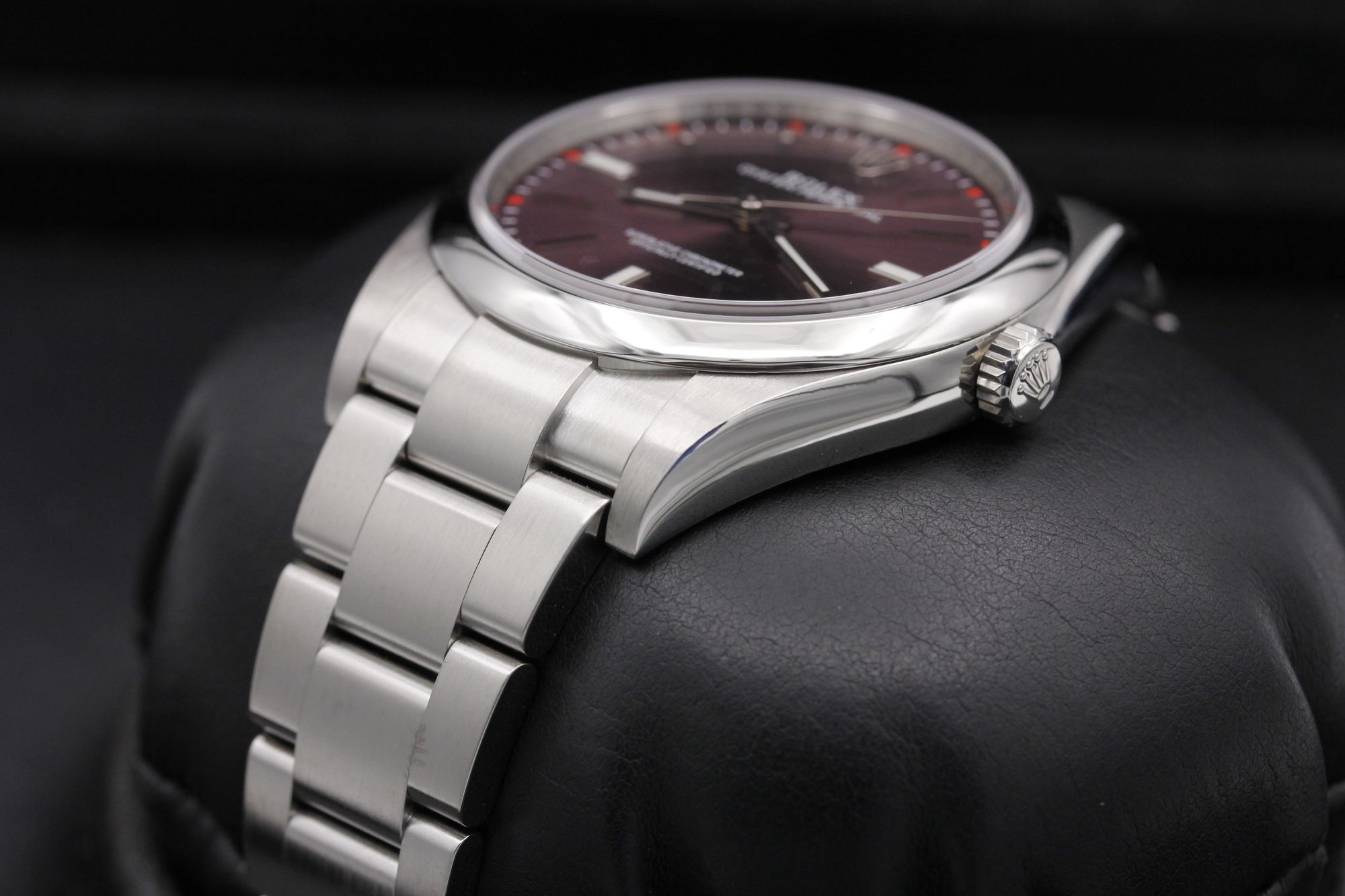 Rolex Oyster Perpetual 114300 Thumbnail 2