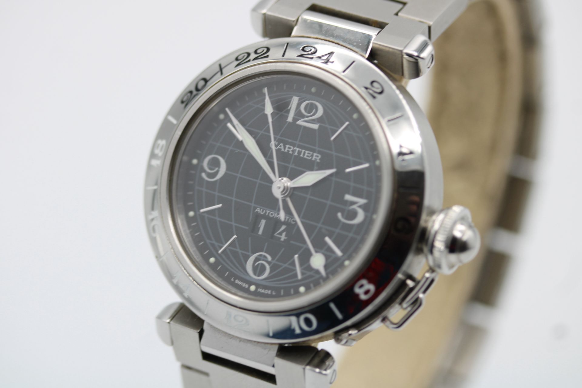 Cartier Pasha W31049M7 Thumbnail 2