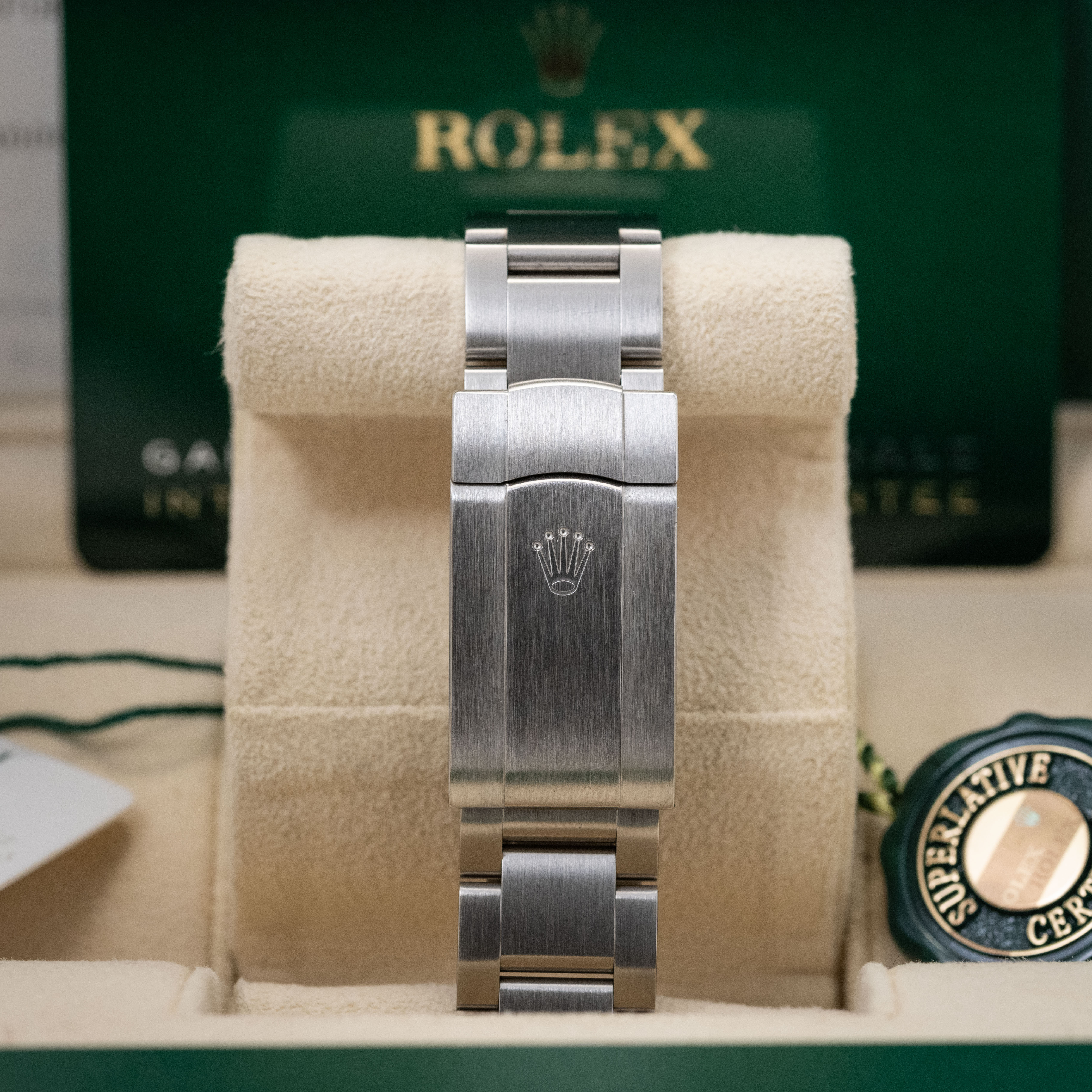 Rolex Oyster Perpetual 124300 Thumbnail 5