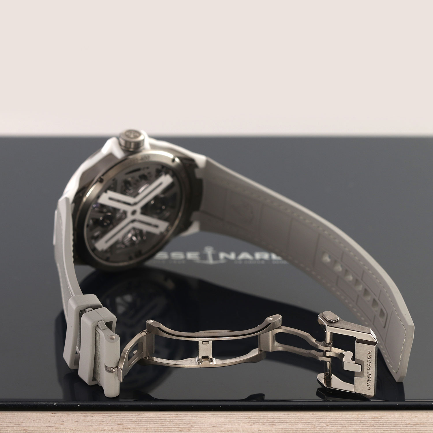 Ulysse Nardin Blast Tourbillon 1723-400-3A/00 Thumbnail 4