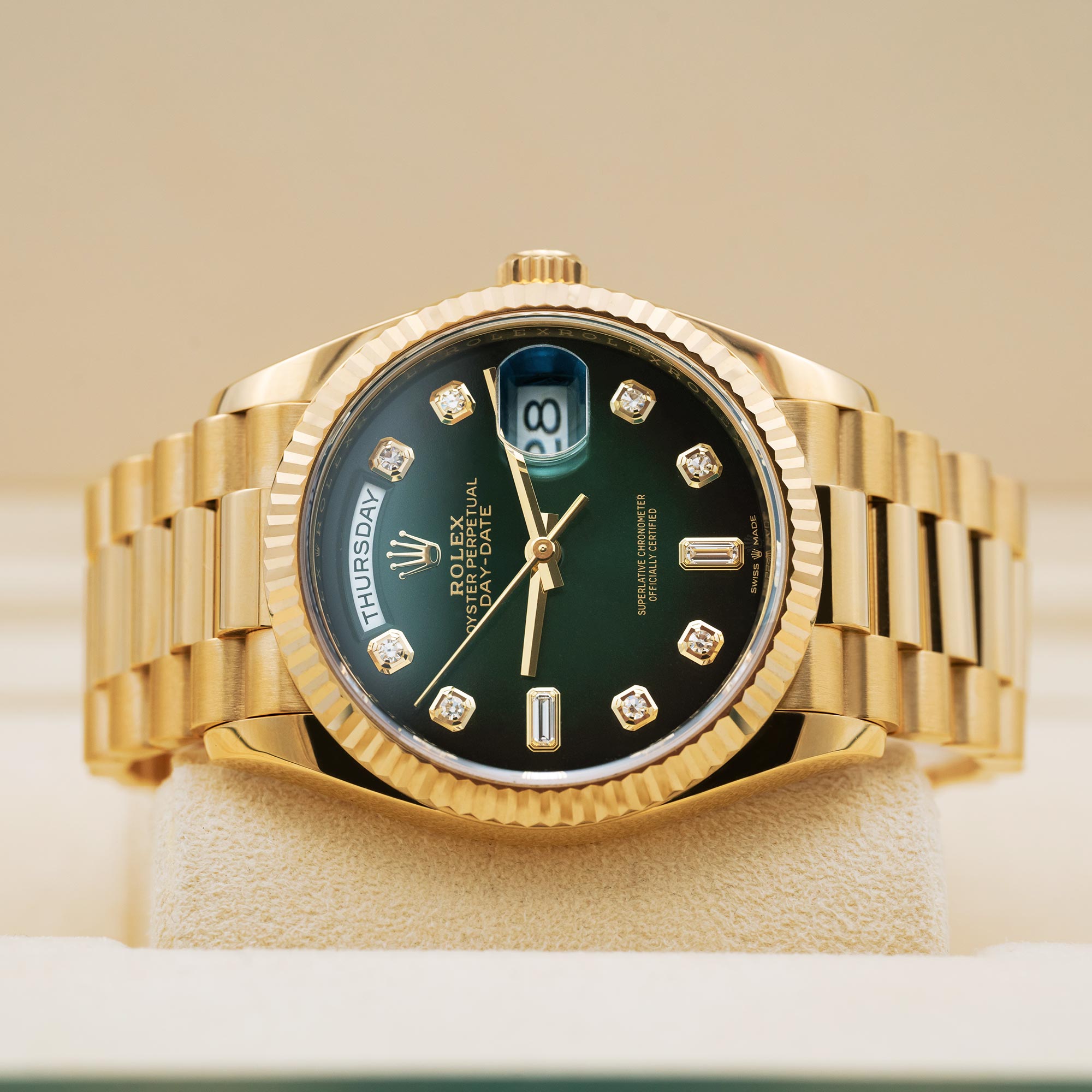 Rolex Day-Date 36 128238 Thumbnail 2