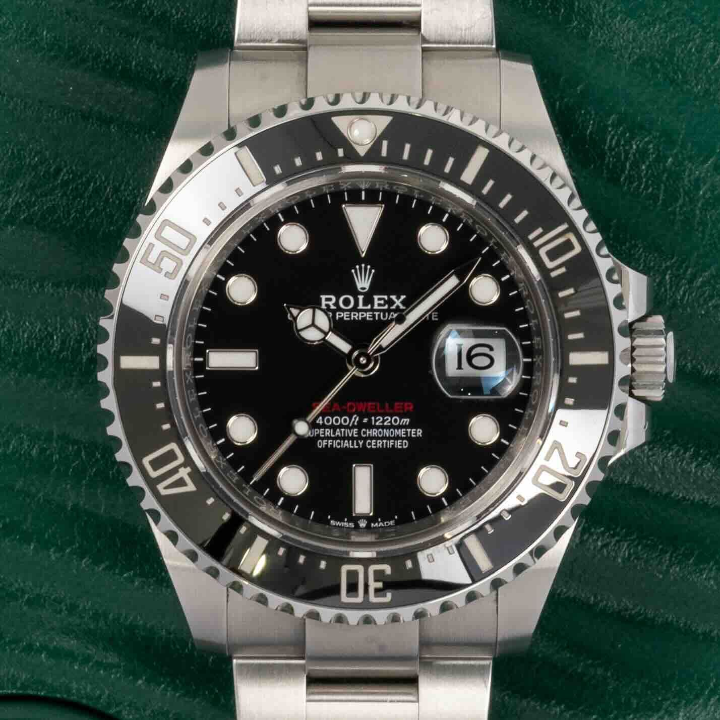 Rolex Sea-Dweller 126600 Thumbnail 5