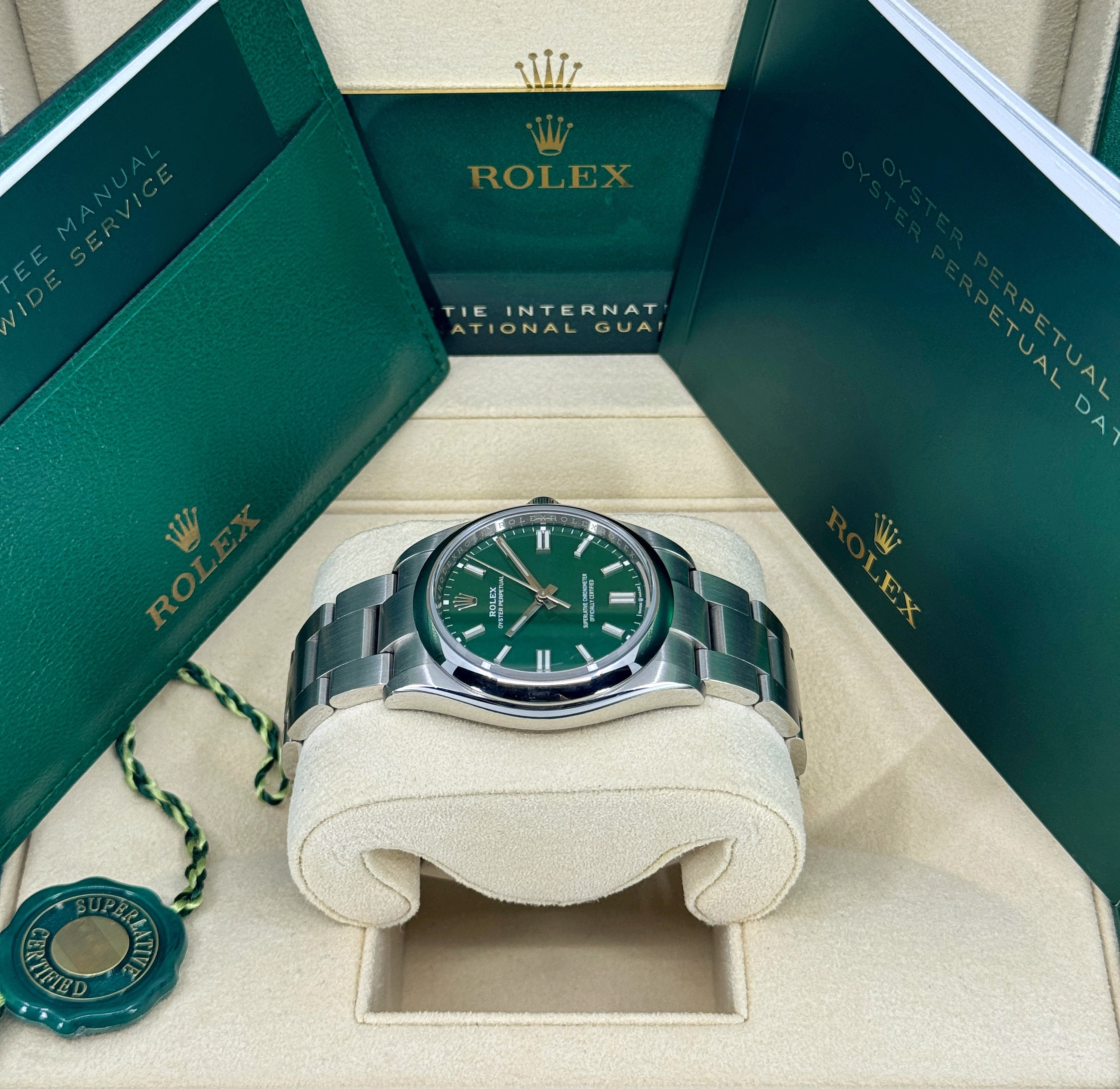 Rolex Oyster Perpetual 126000 Thumbnail 2
