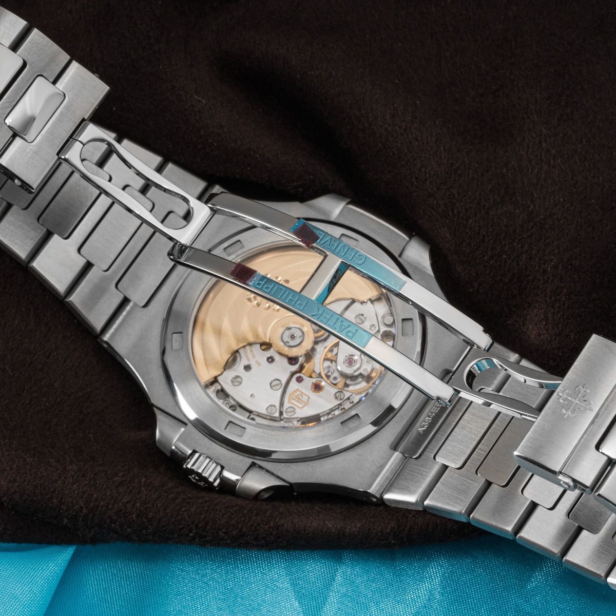 Patek Philippe Nautilus 5711/1A-010 Thumbnail 4