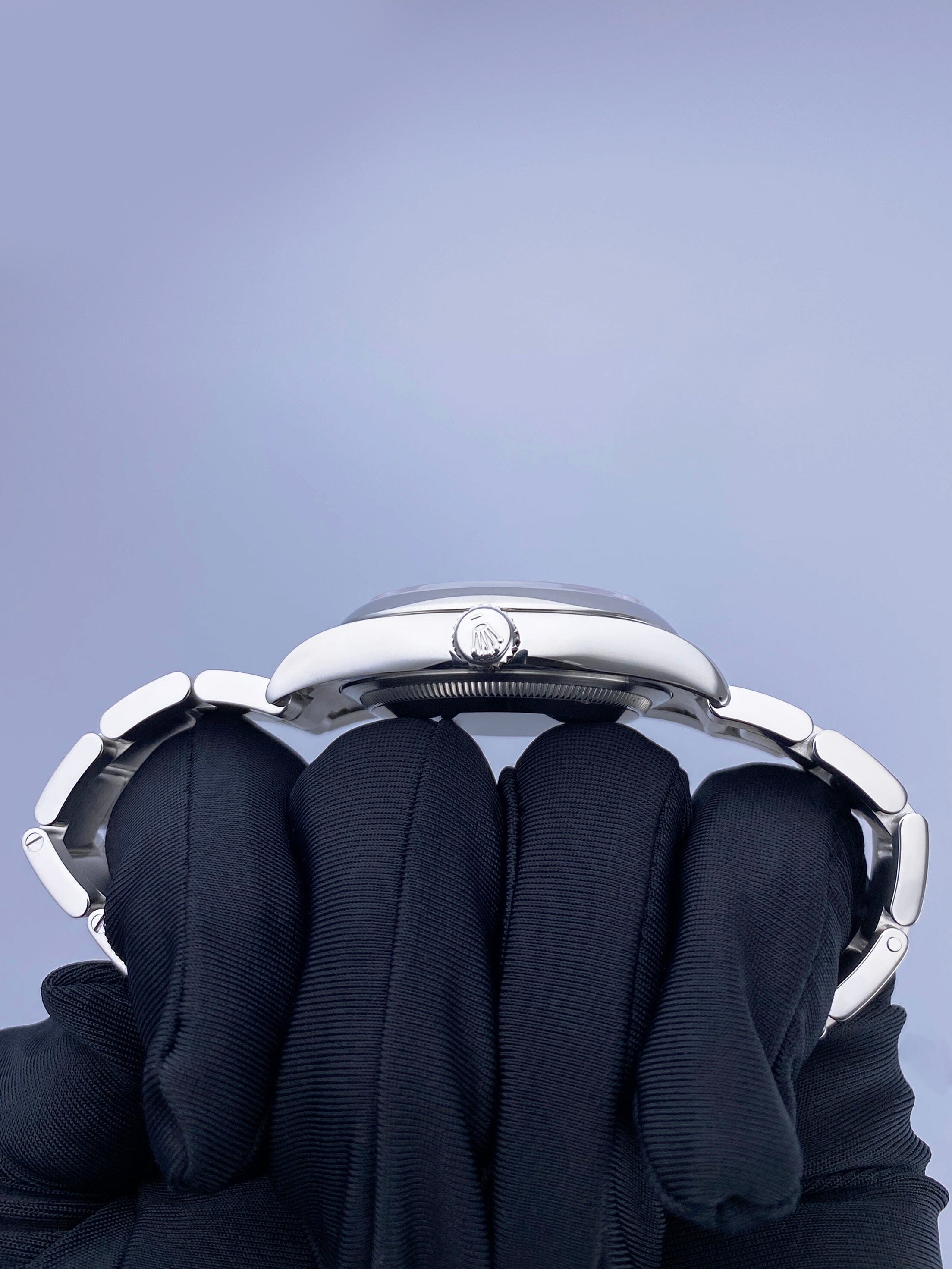 Rolex Oyster Perpetual 116000 Thumbnail 4