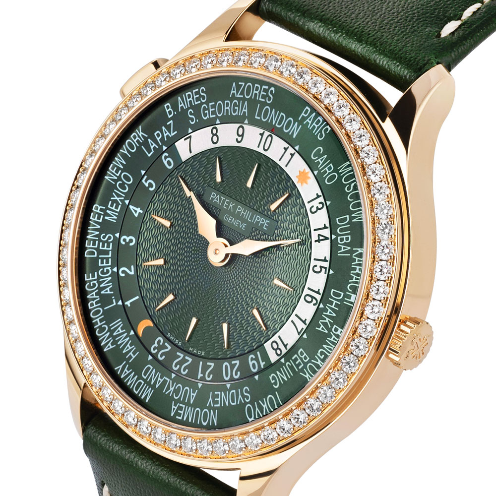 Patek Philippe Complications 7130R-014 Thumbnail 2