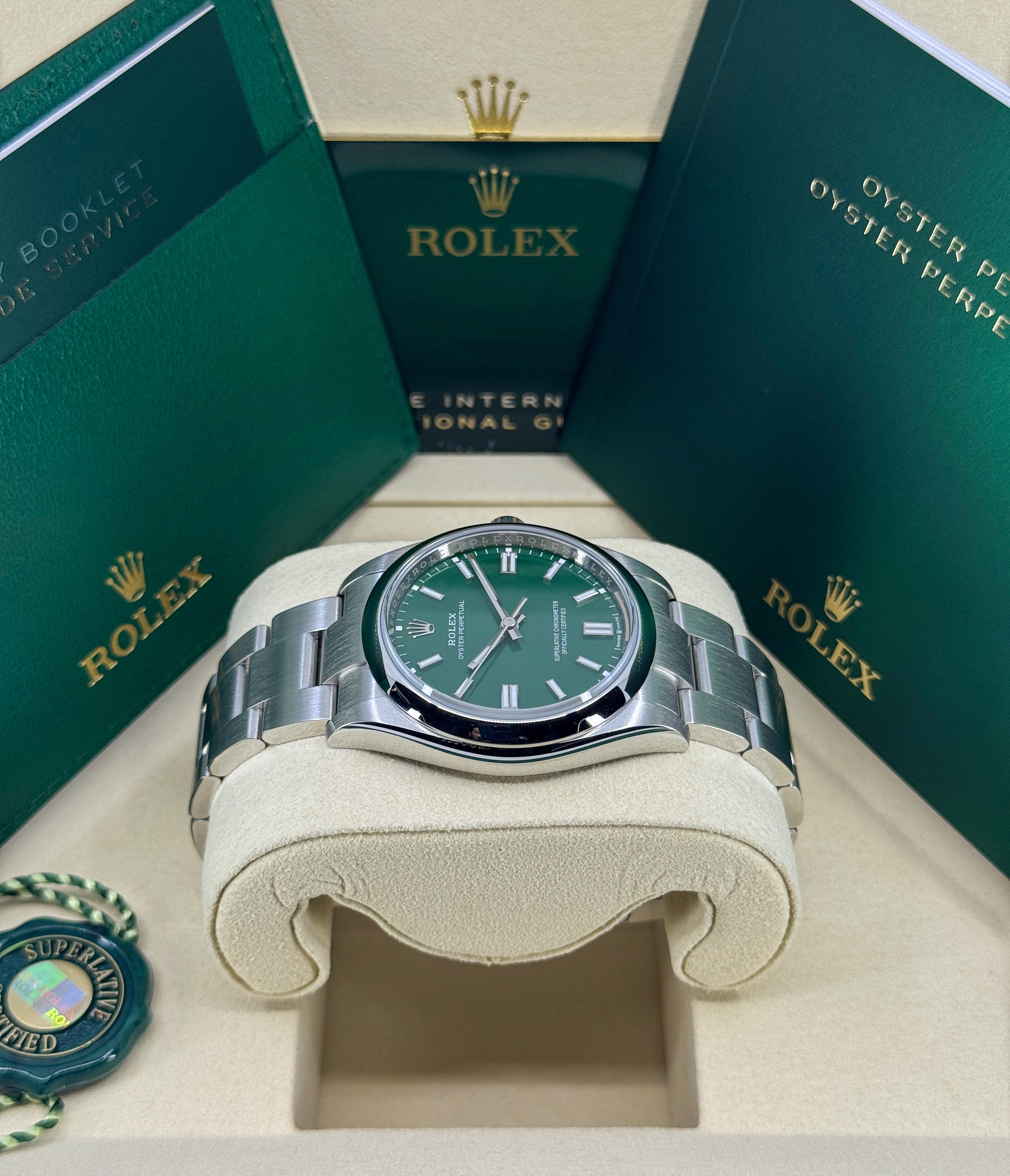 Rolex Oyster Perpetual 126000 Thumbnail 2