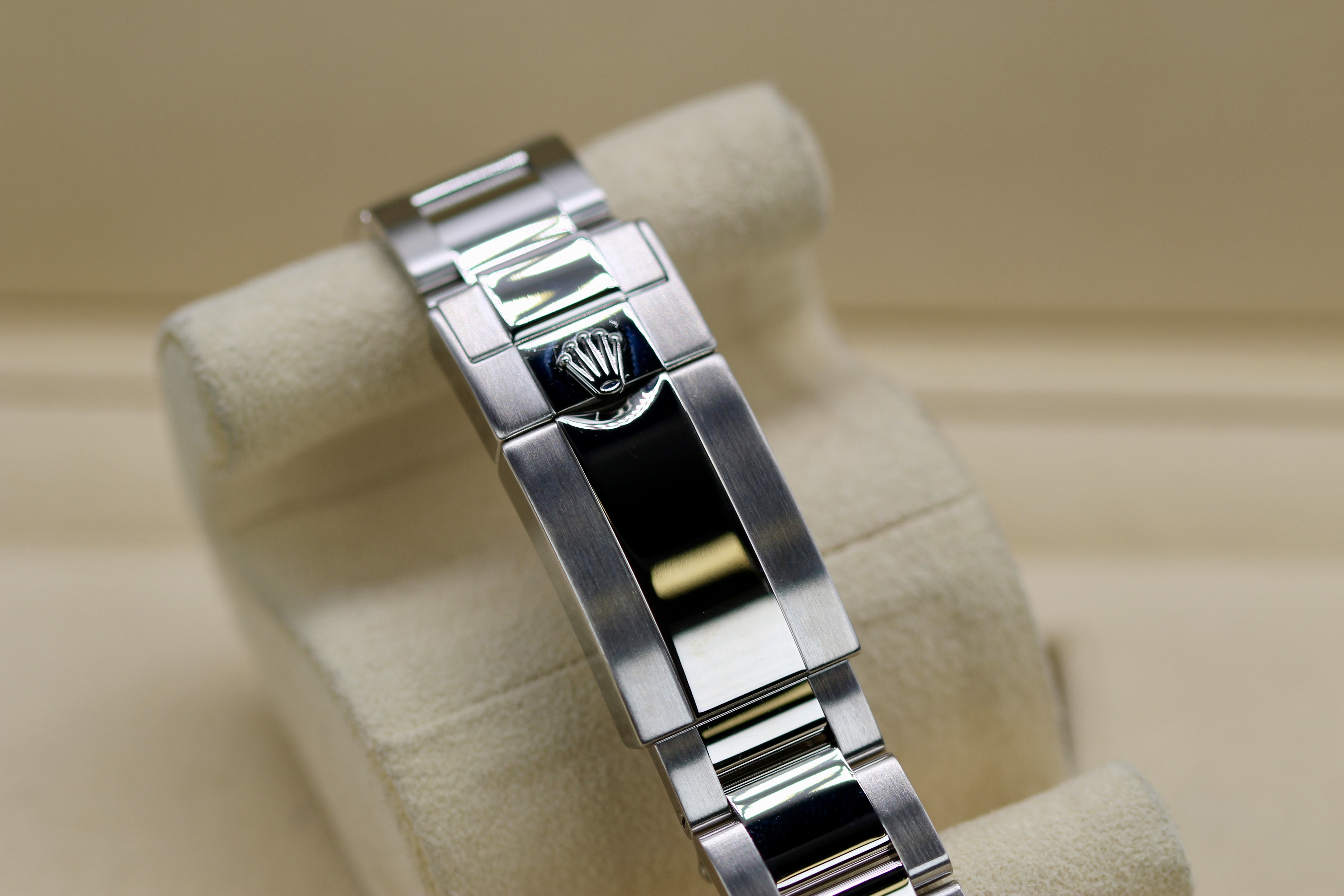 Rolex Yacht-Master 116622 Thumbnail 3