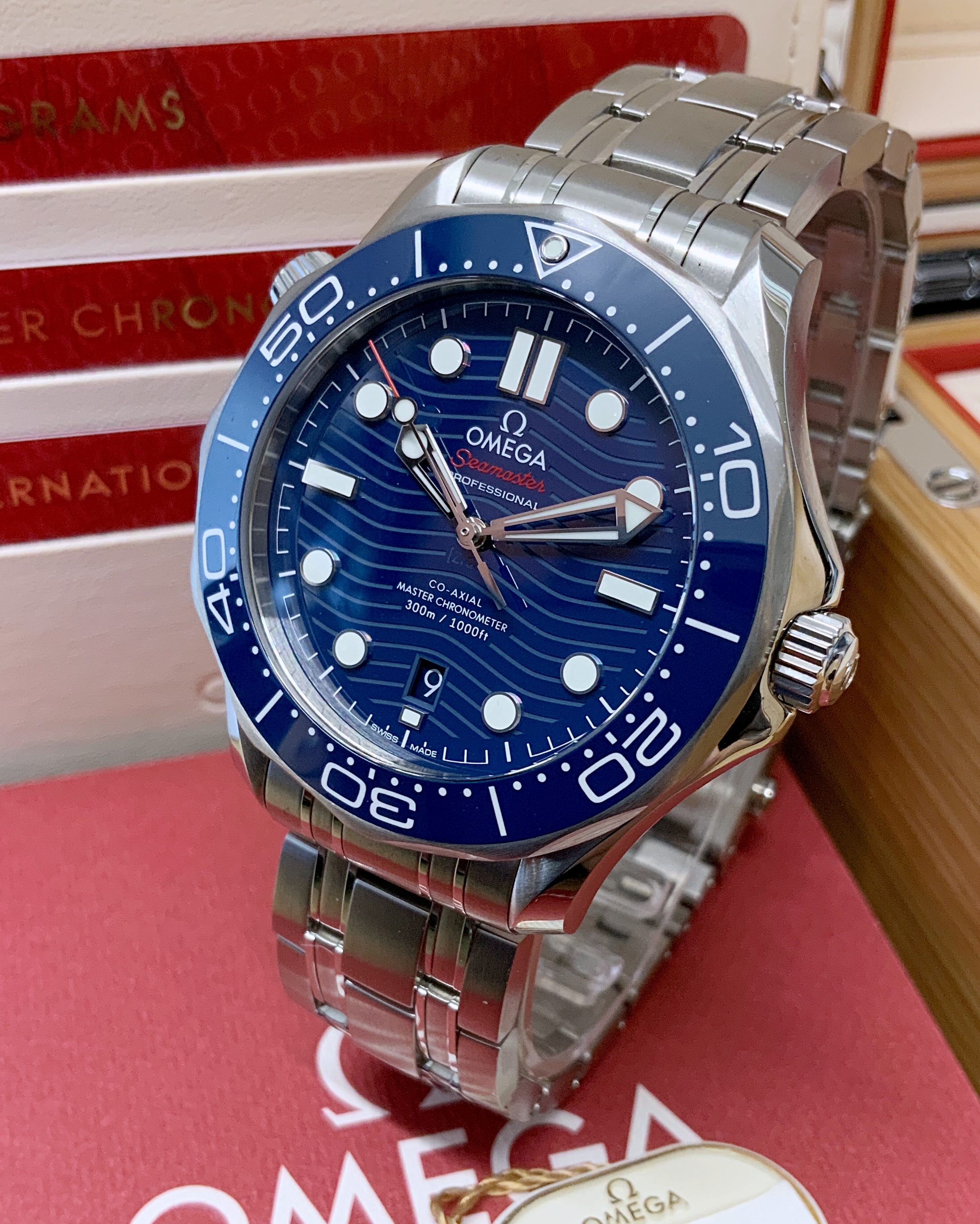 Omega Seamaster Diver 300m 210.30.42.20.03.001 Thumbnail 4