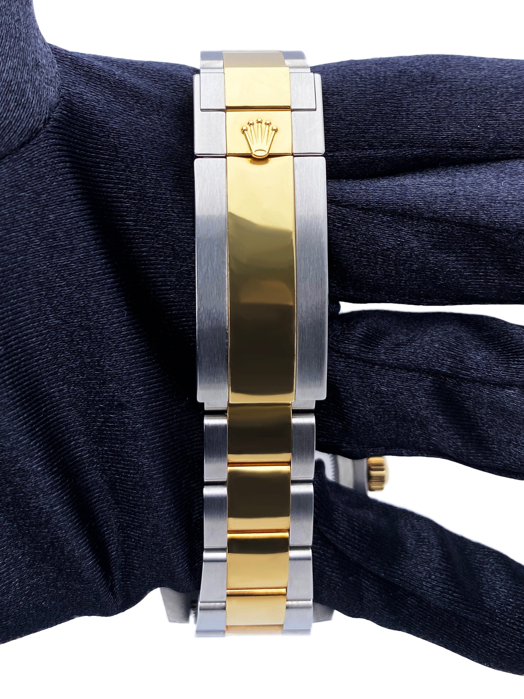 Rolex Submariner 116613 LB Thumbnail 6