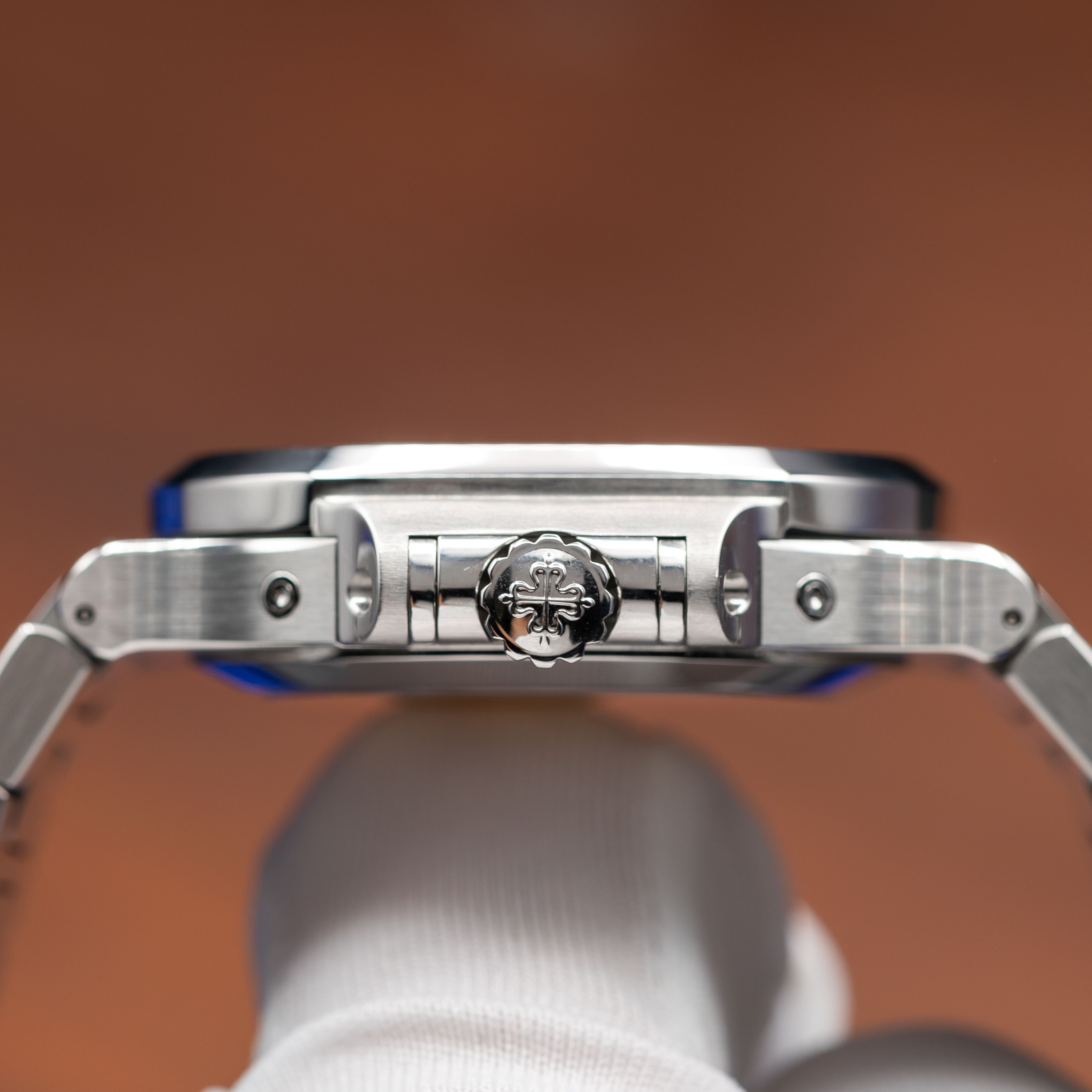 Patek Philippe Nautilus 5726/1A-014 Thumbnail 2