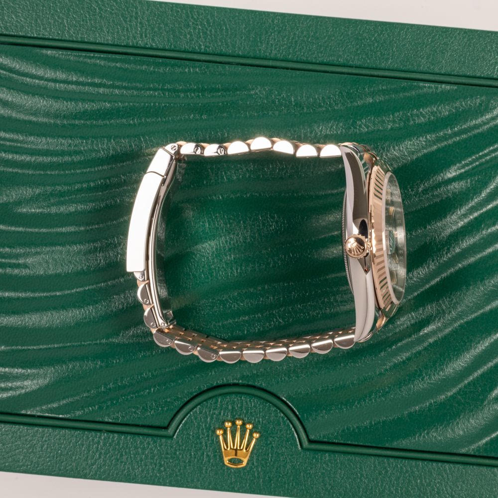 Rolex Datejust 41 126331 Thumbnail 2