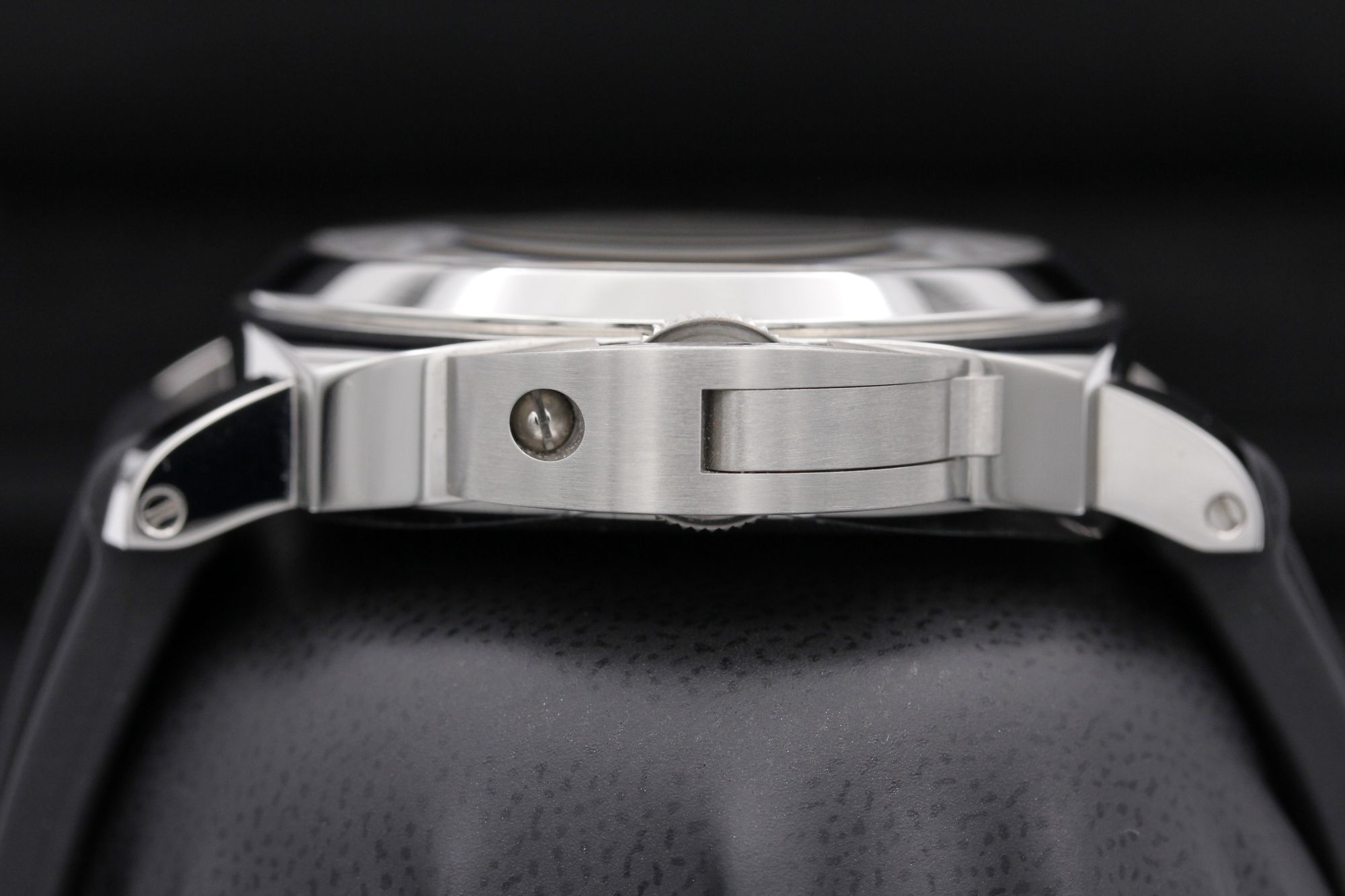 Panerai Luminor Logo PAM01624 Thumbnail 3