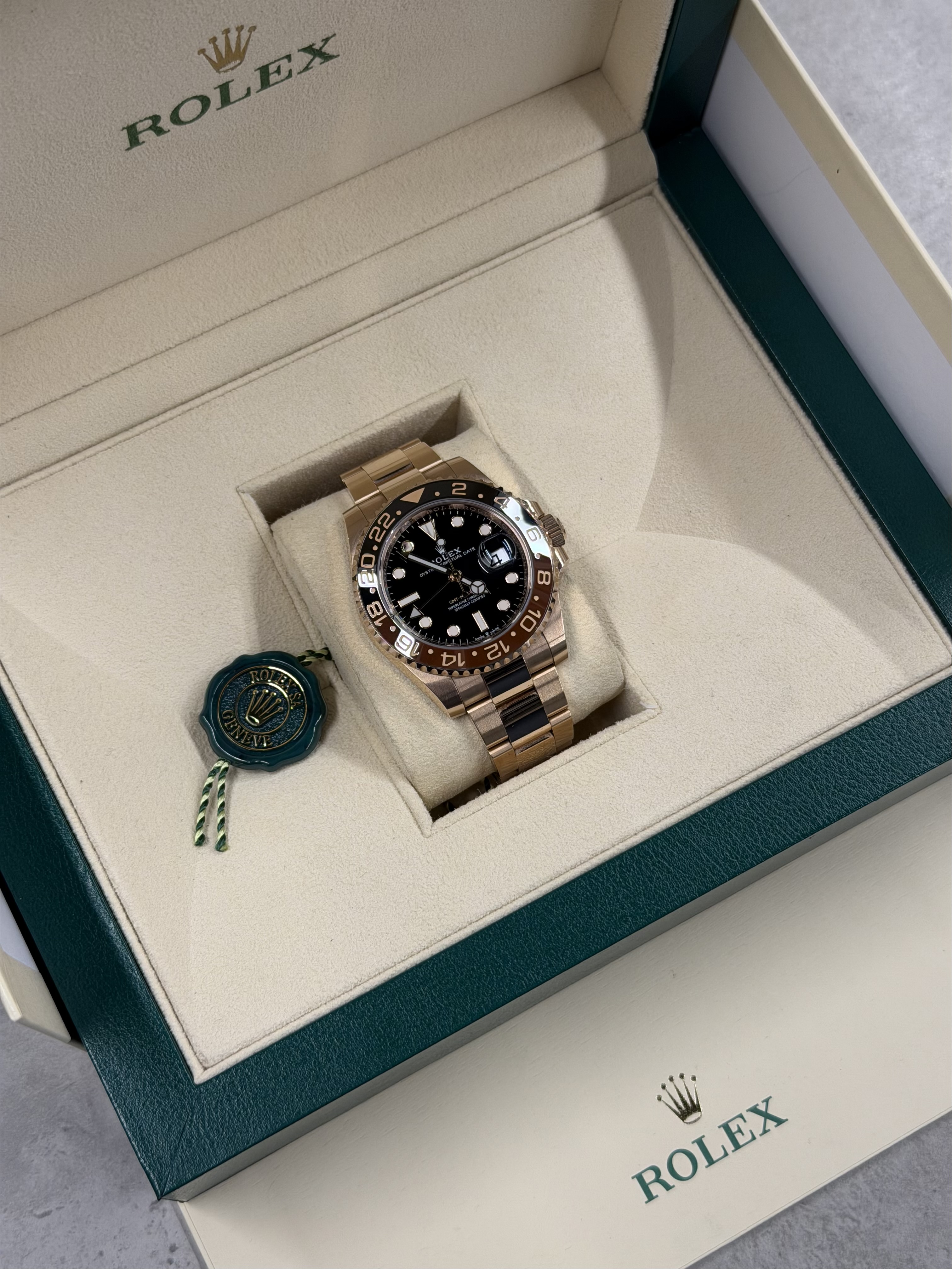 Rolex GMT Master II 126715 CHNR Thumbnail 3