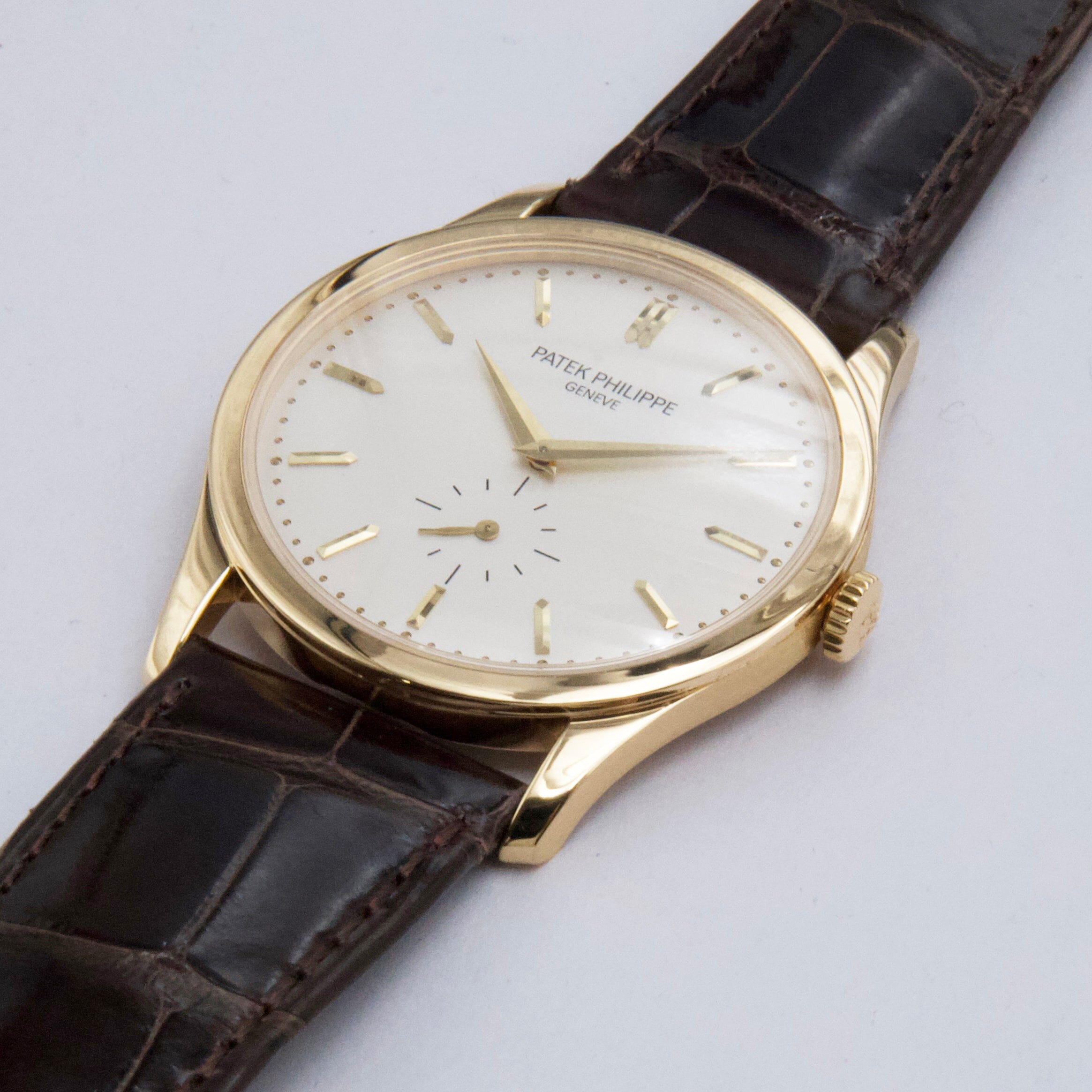 Patek Philippe Calatrava 5196J-001 Thumbnail 2