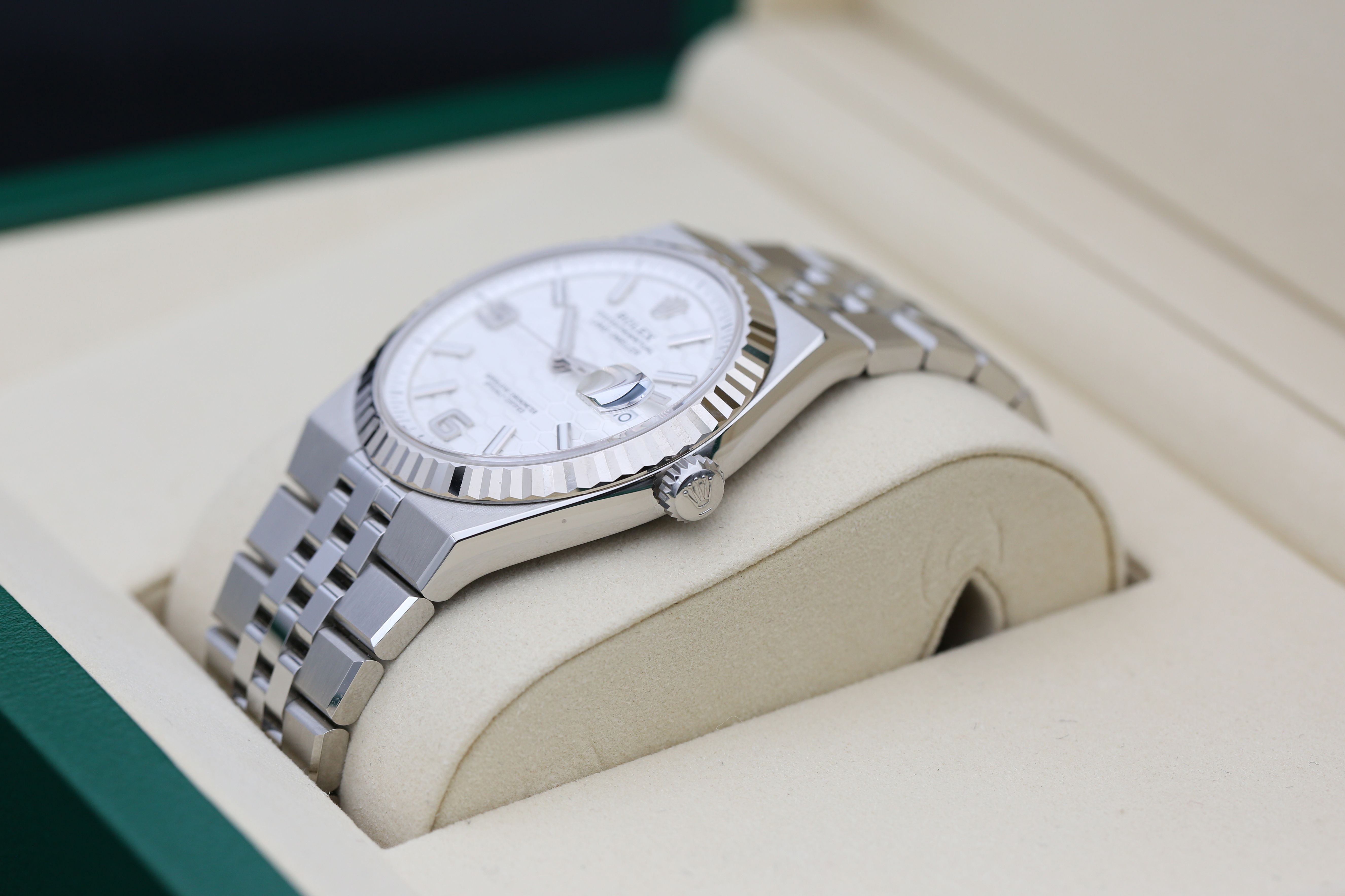 Rolex Land-Dweller 40 127334 Thumbnail 6