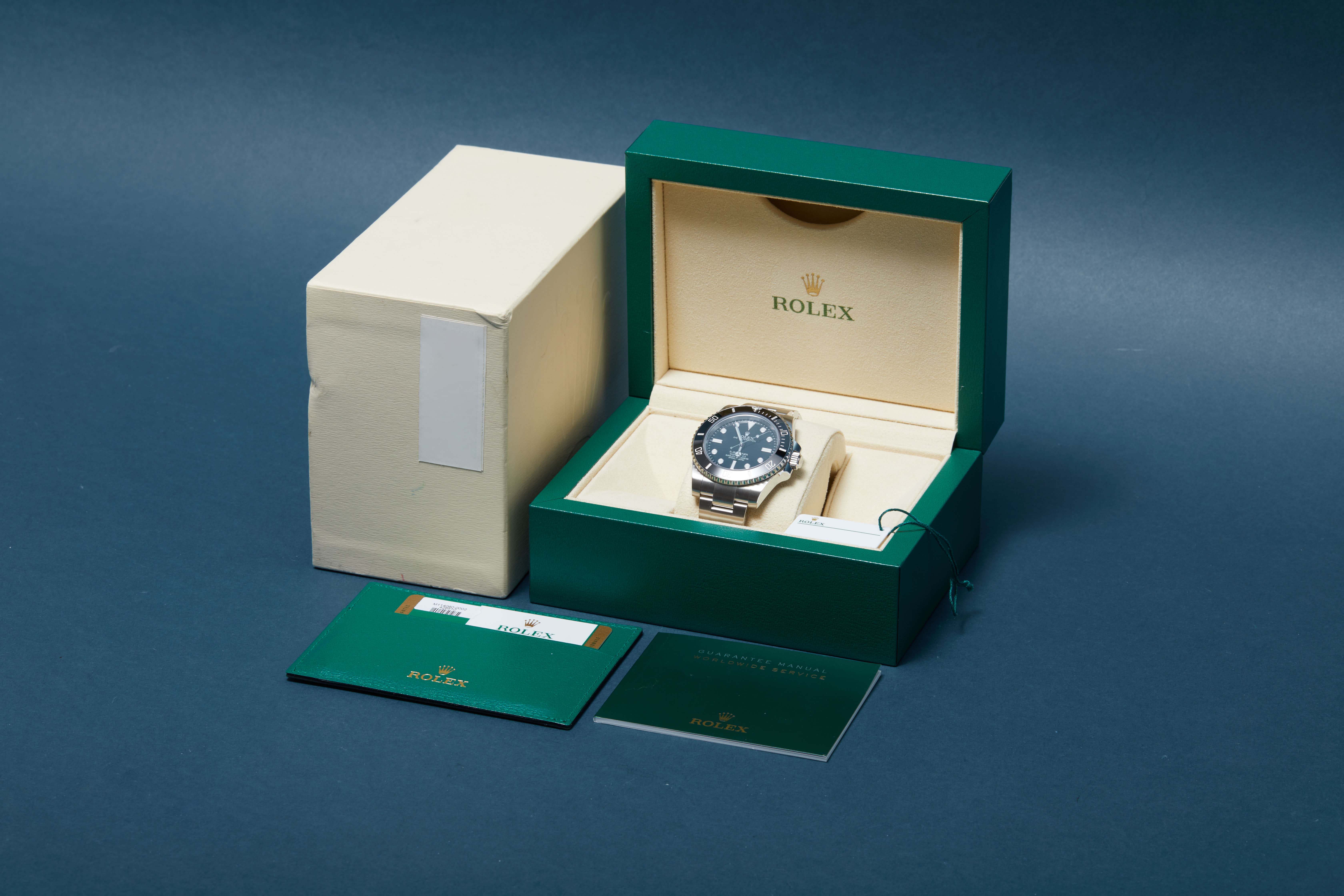 Rolex Submariner 114060 Thumbnail 4