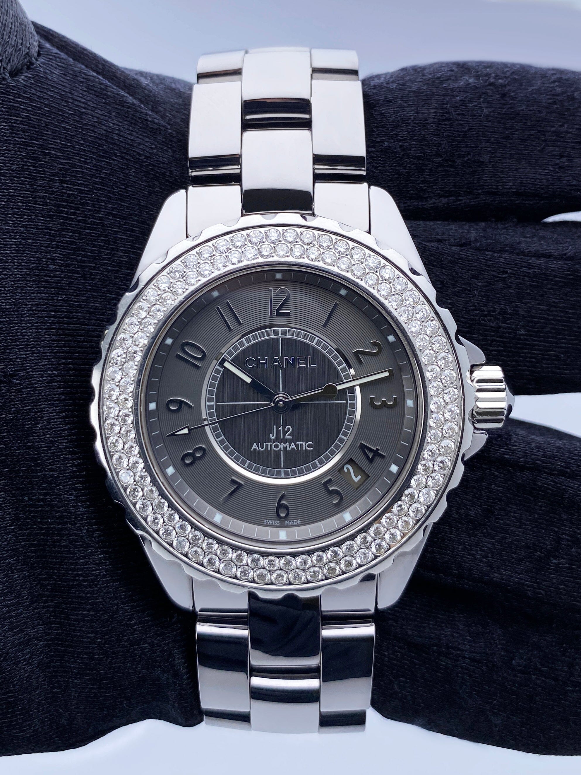 Chanel J12 H1996 Thumbnail 2