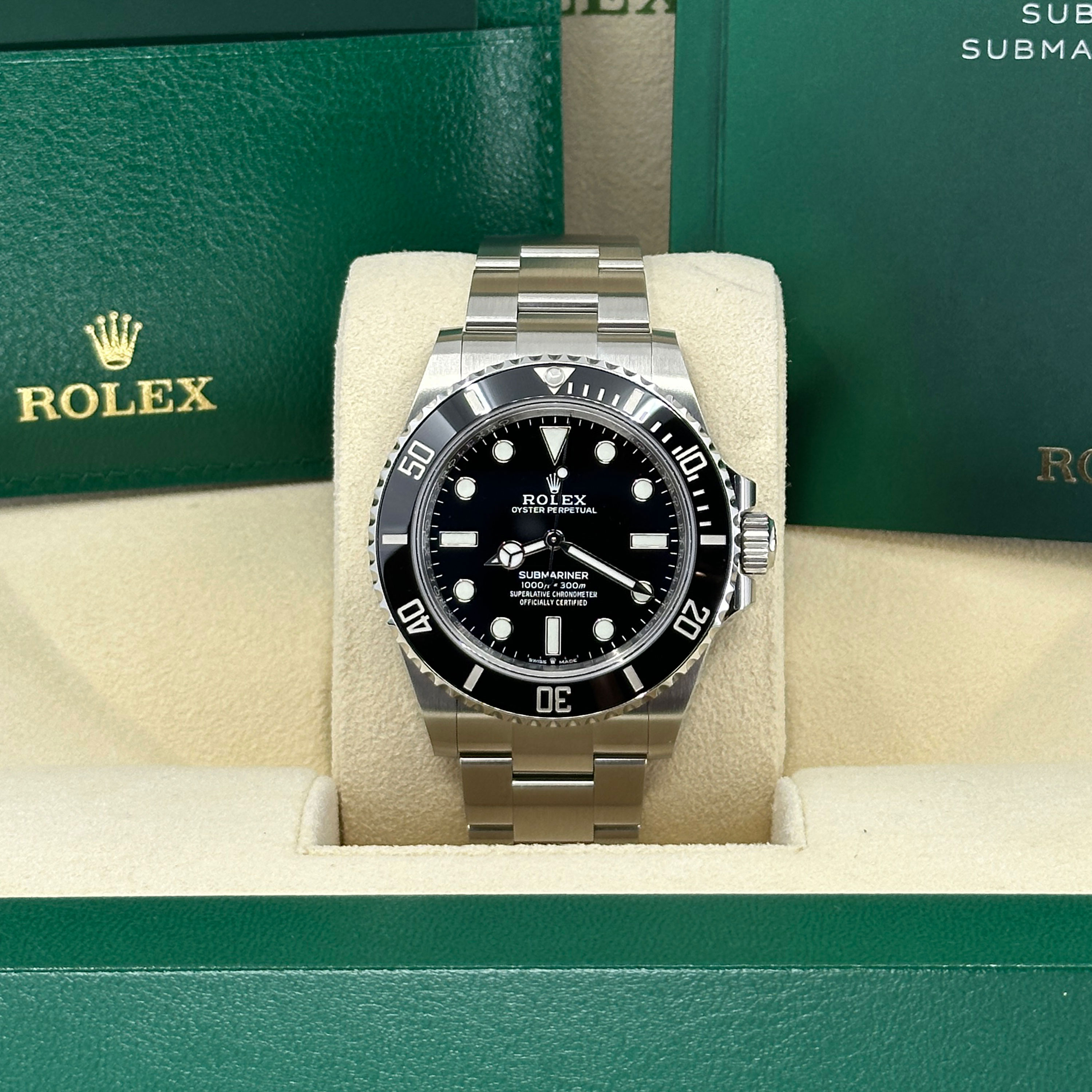 Rolex Submariner 124060 Thumbnail 7