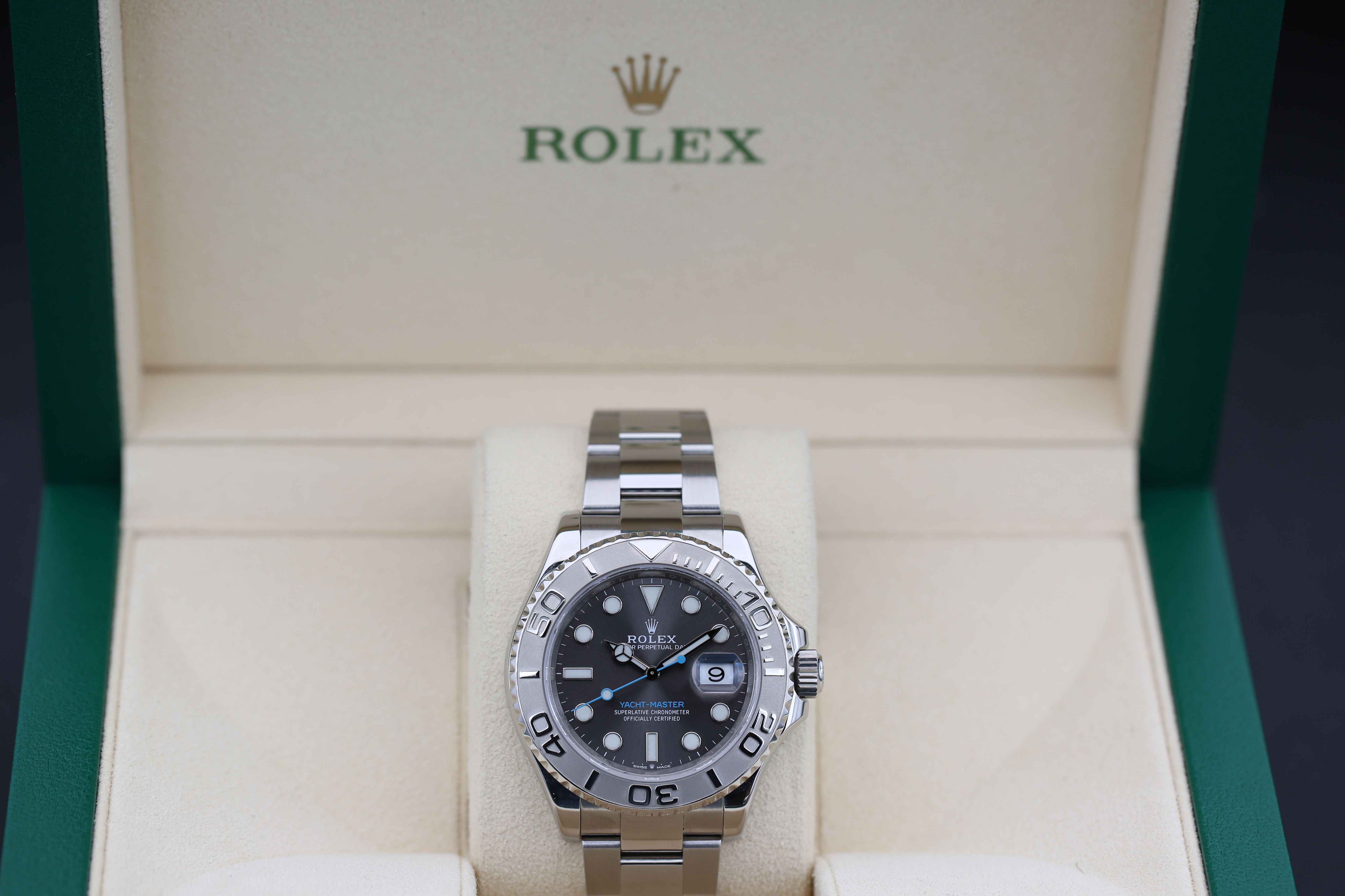 Rolex Yacht-Master 126622 Thumbnail 4
