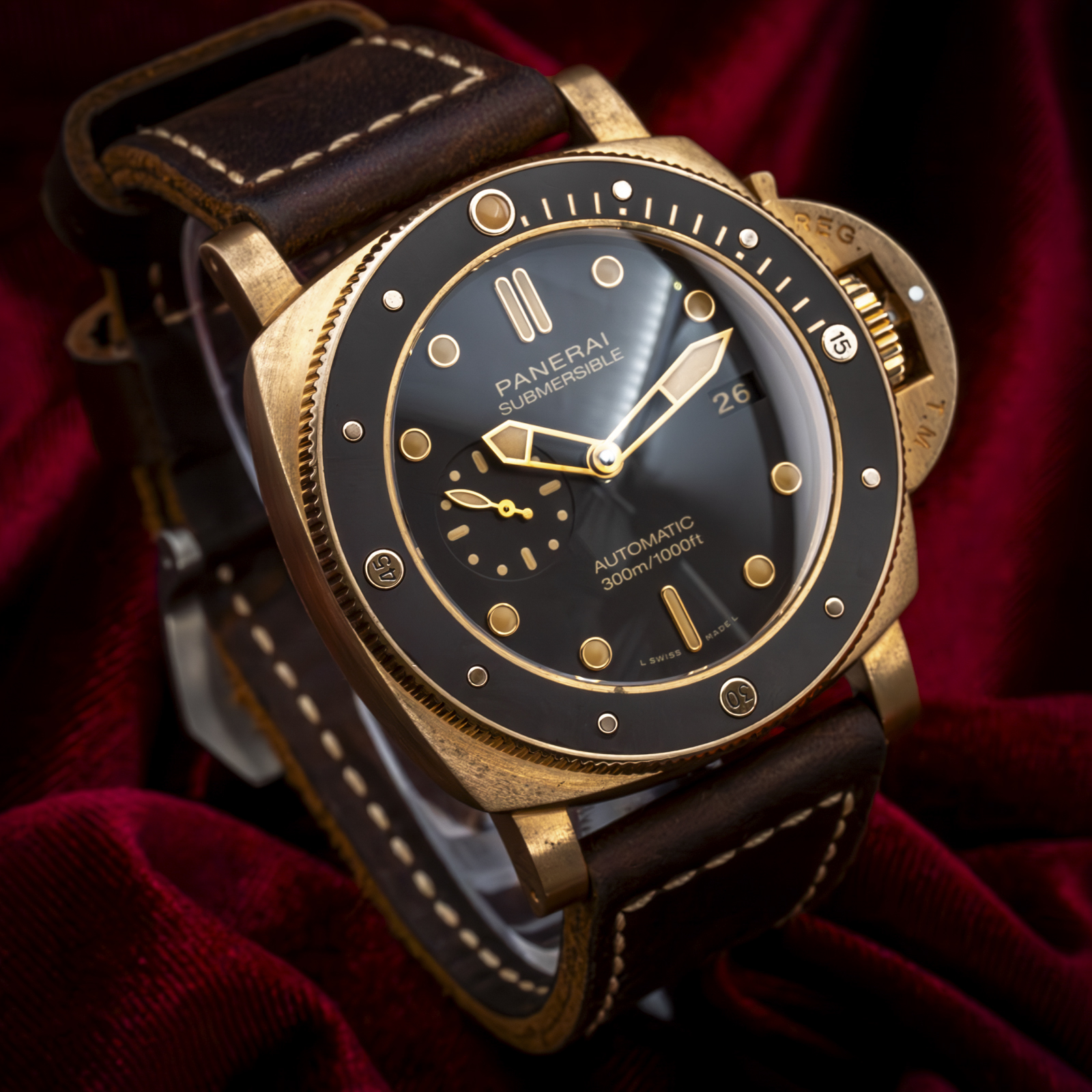 Panerai Submersible PAM00968 Thumbnail 4