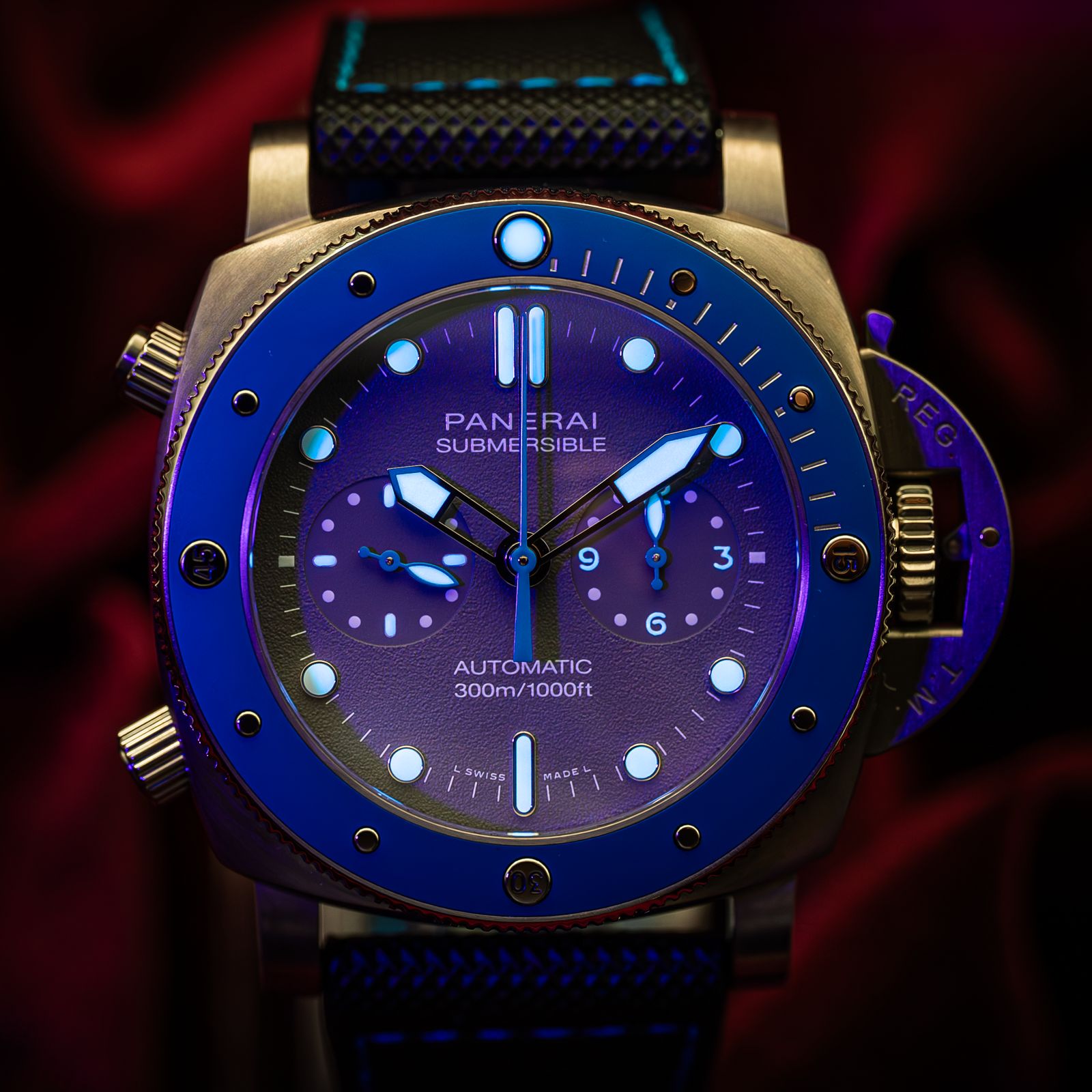 Panerai Submersible PAM00982 Thumbnail 2
