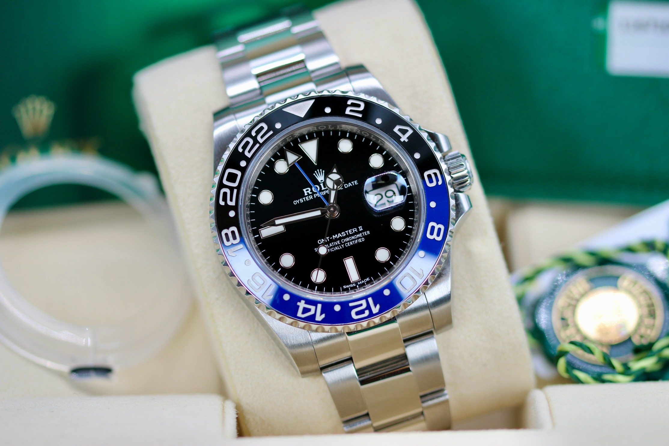 Rolex GMT Master II 116710 BLNR Thumbnail 6