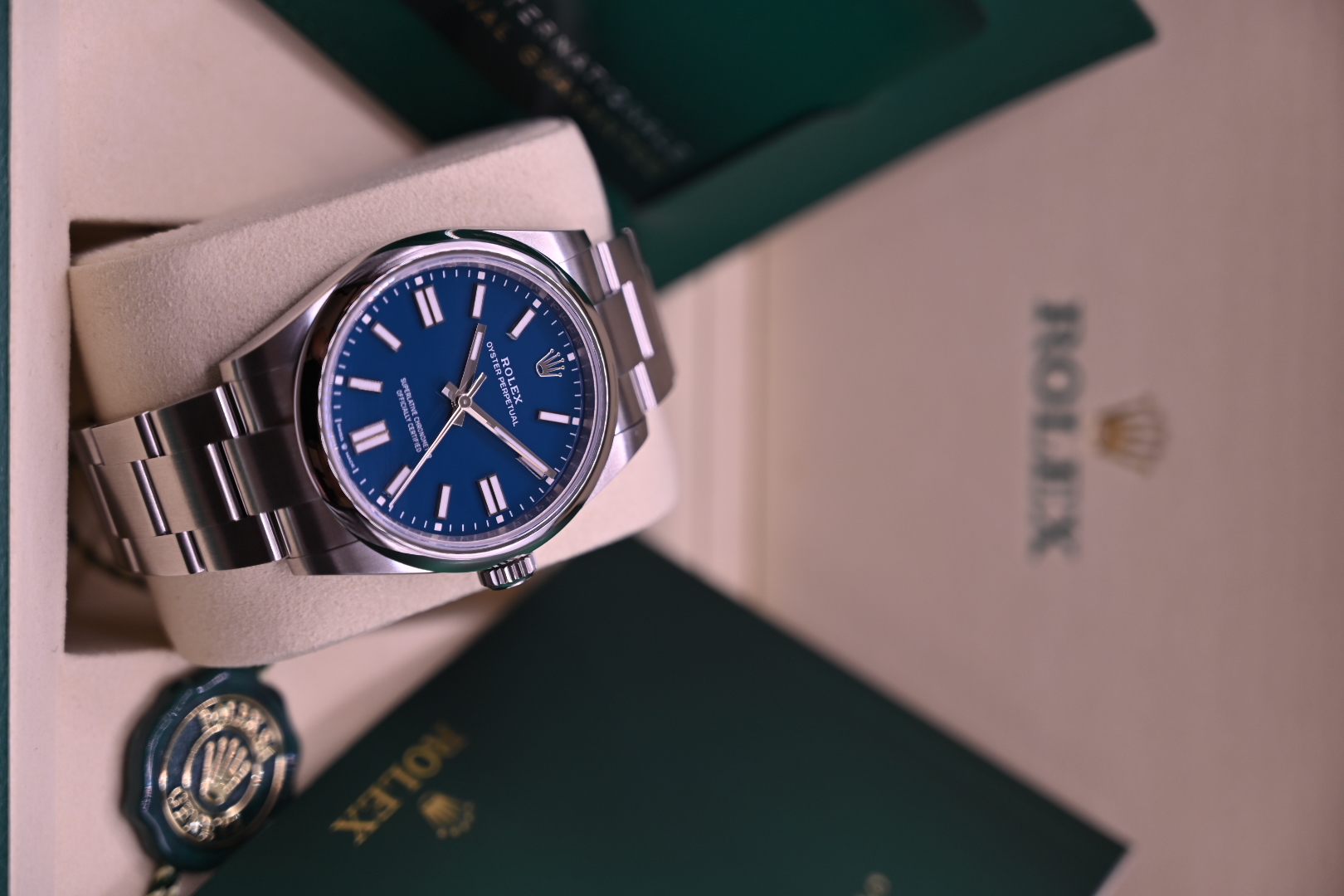 Rolex Oyster Perpetual 41 134300 Thumbnail 3