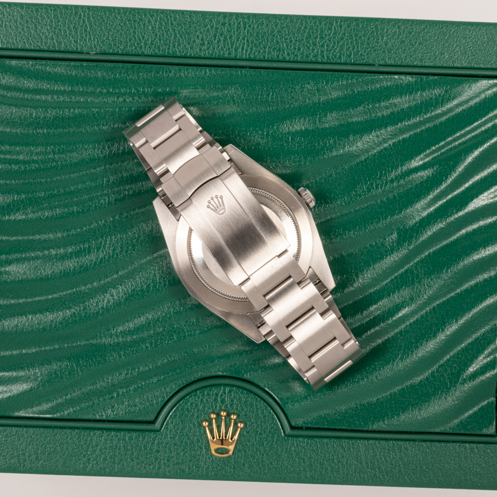 Rolex Oyster Perpetual 124300 Thumbnail 3