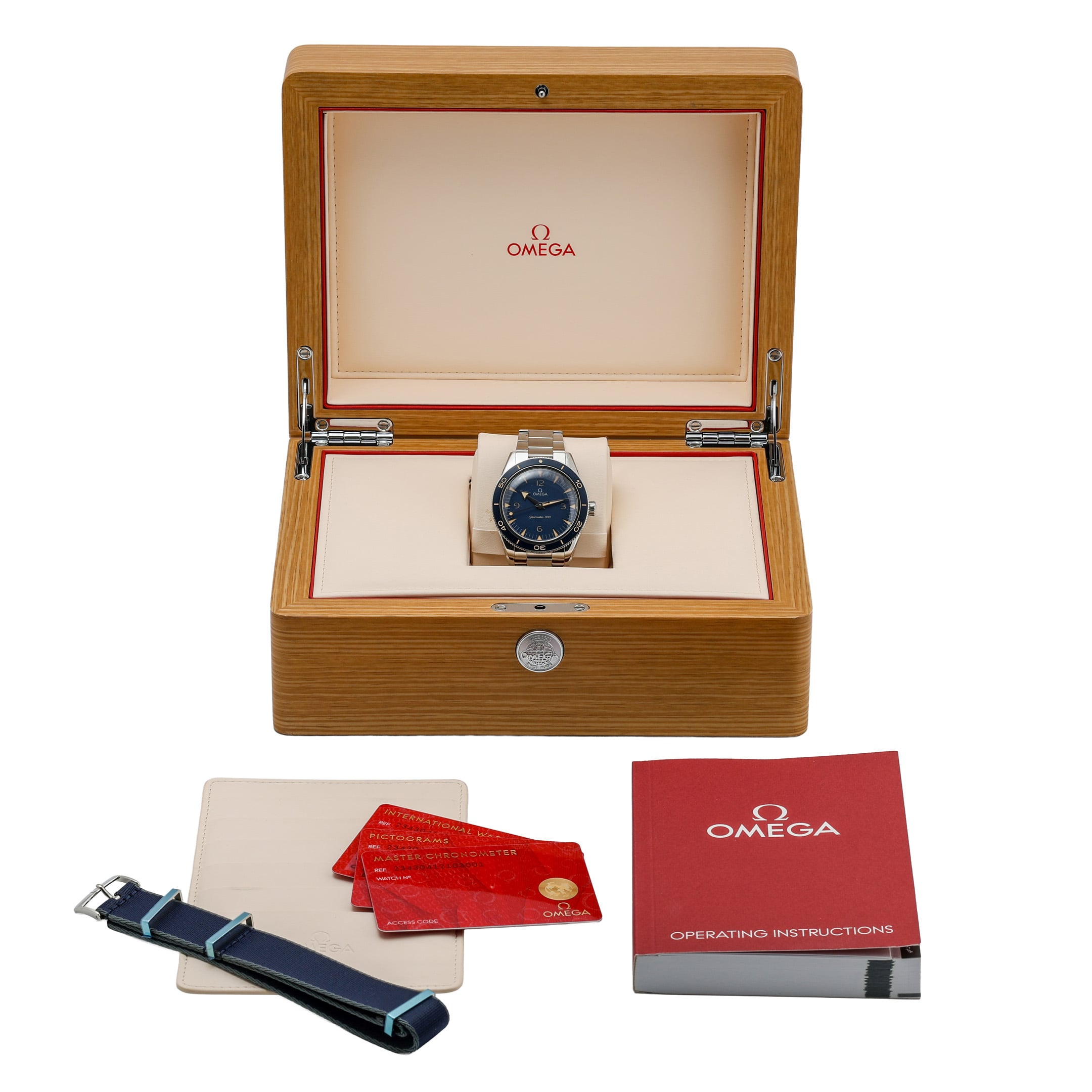 Omega Seamaster 300 234.30.41.21.03.001 Thumbnail 7