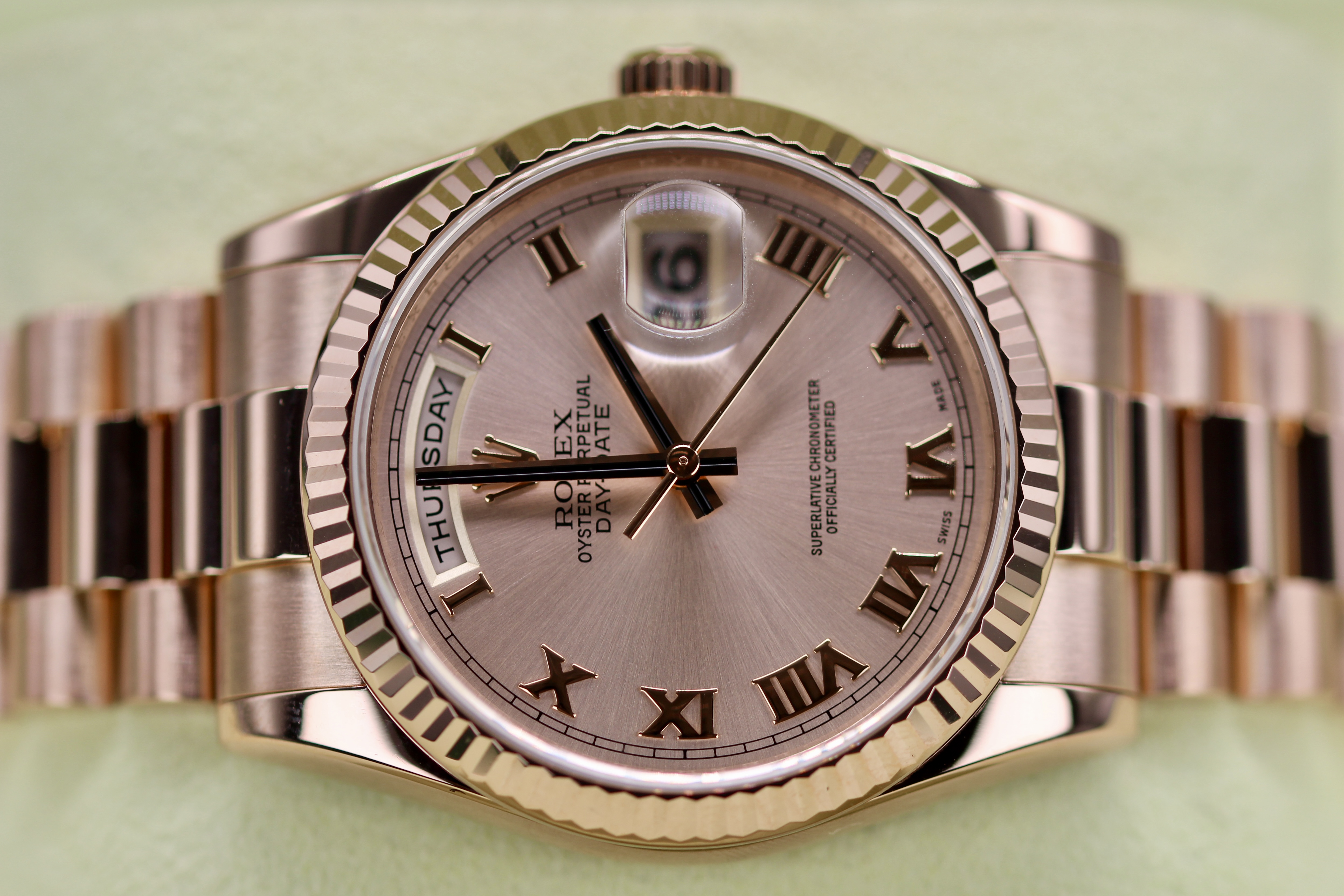 Rolex Day-Date 118235 Thumbnail 5