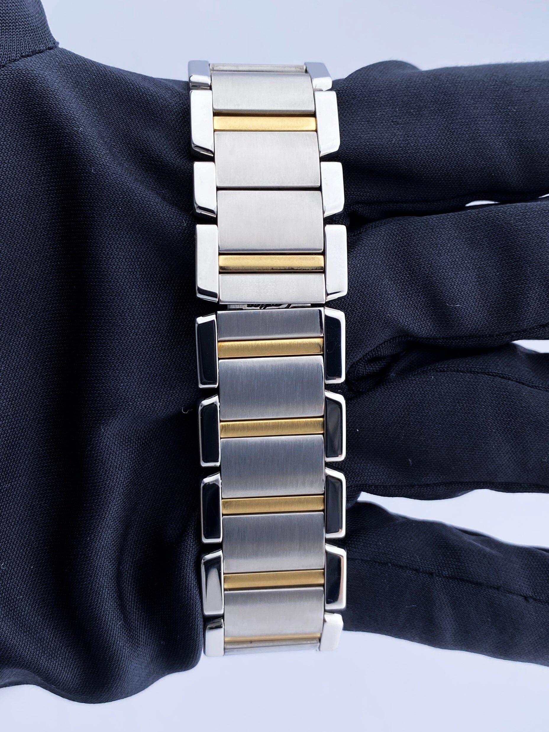 Cartier Tank Francaise W51005Q4 Thumbnail 6