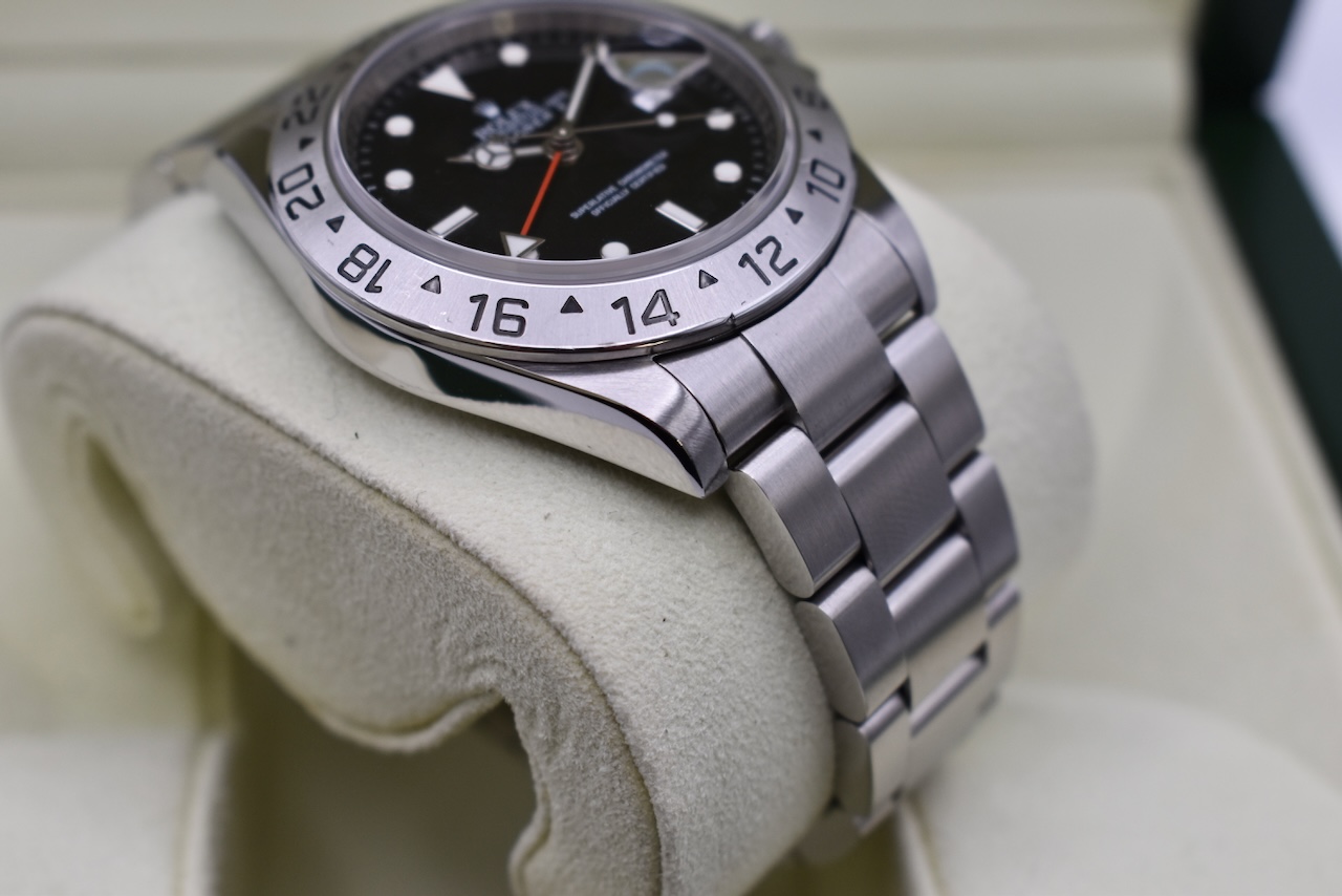 Rolex Explorer II 16570 Thumbnail 3