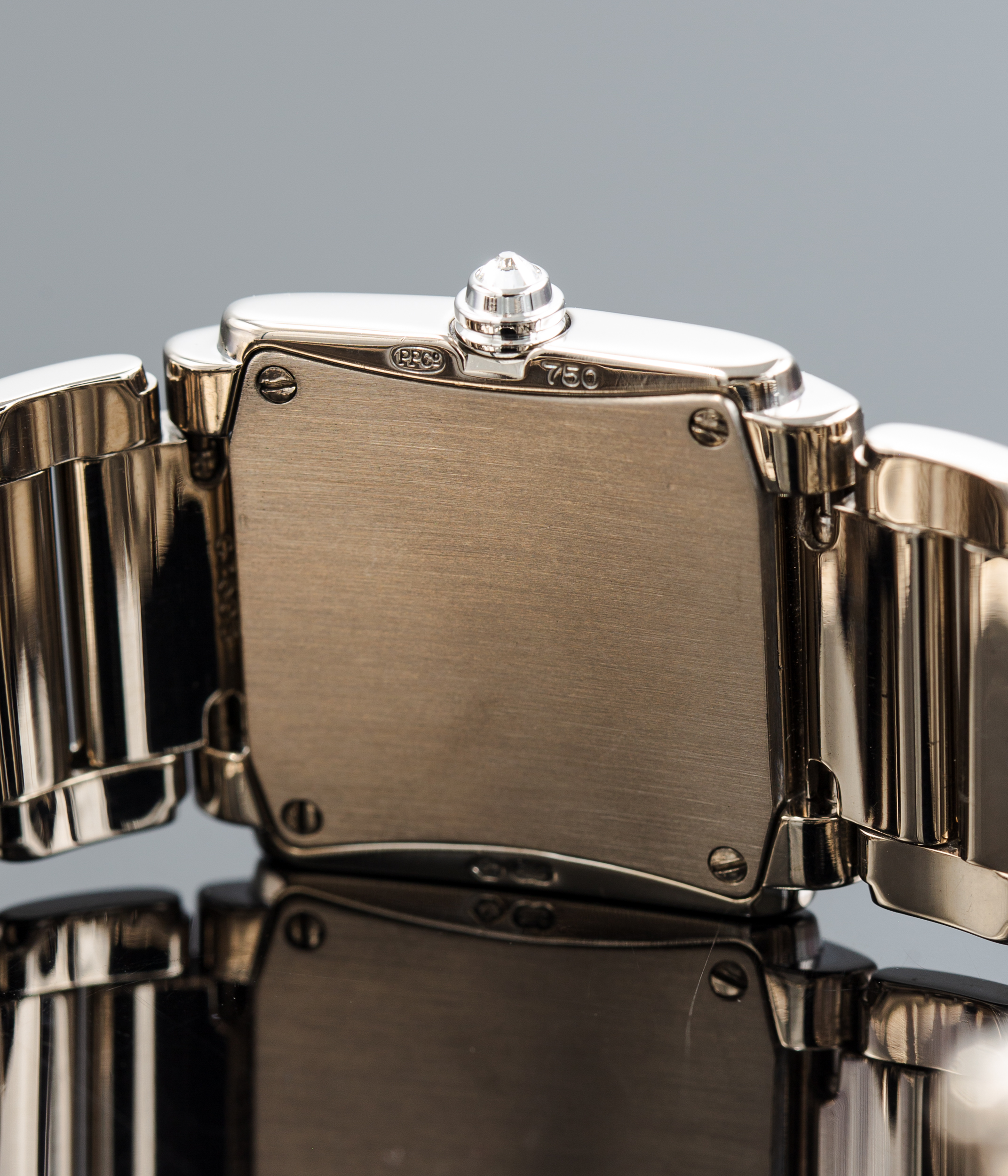 Patek Philippe Twenty-4 4908/200G Thumbnail 4