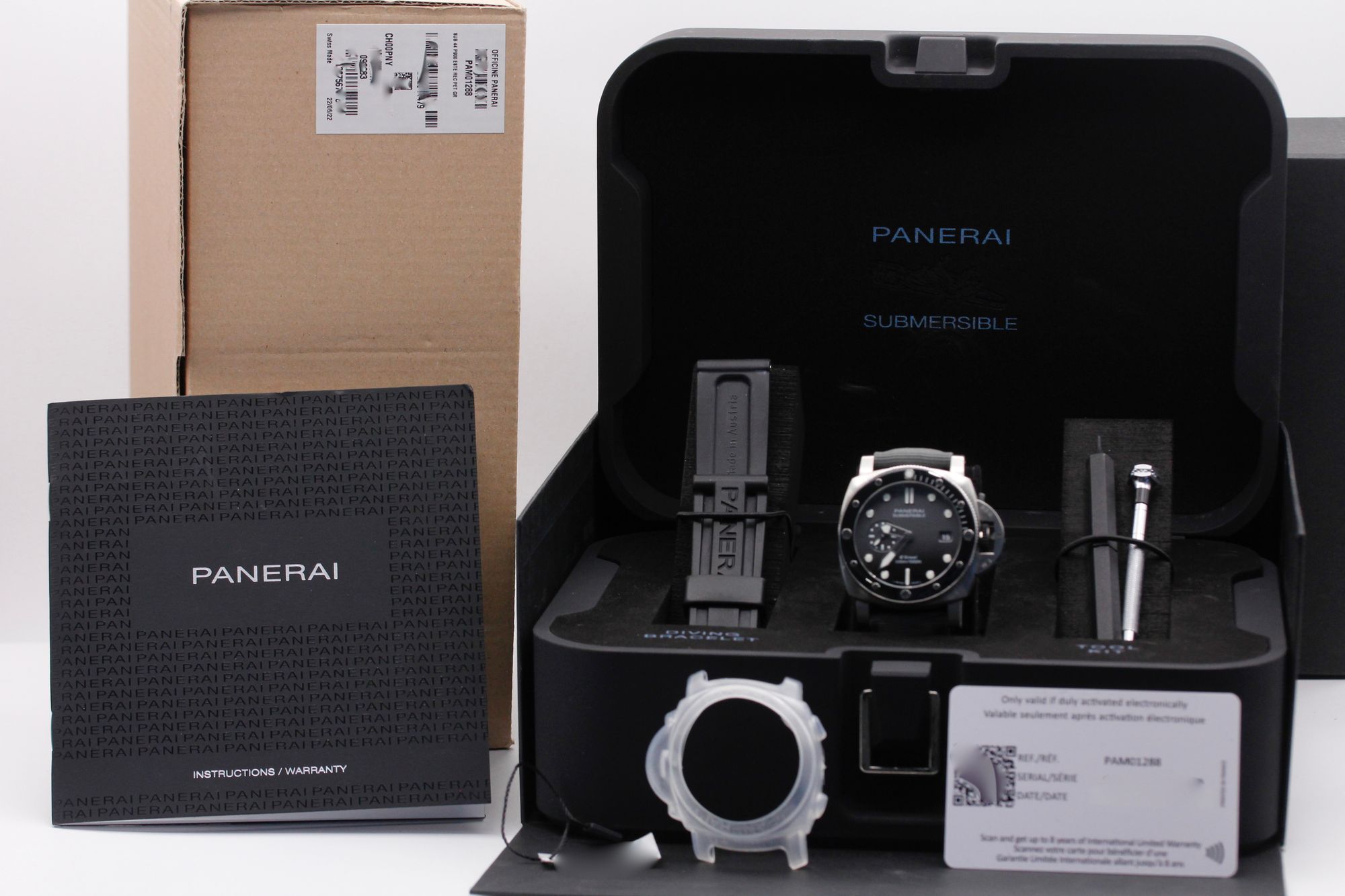 Panerai Submersible QuarantaQuattro PAM01288 Thumbnail 5