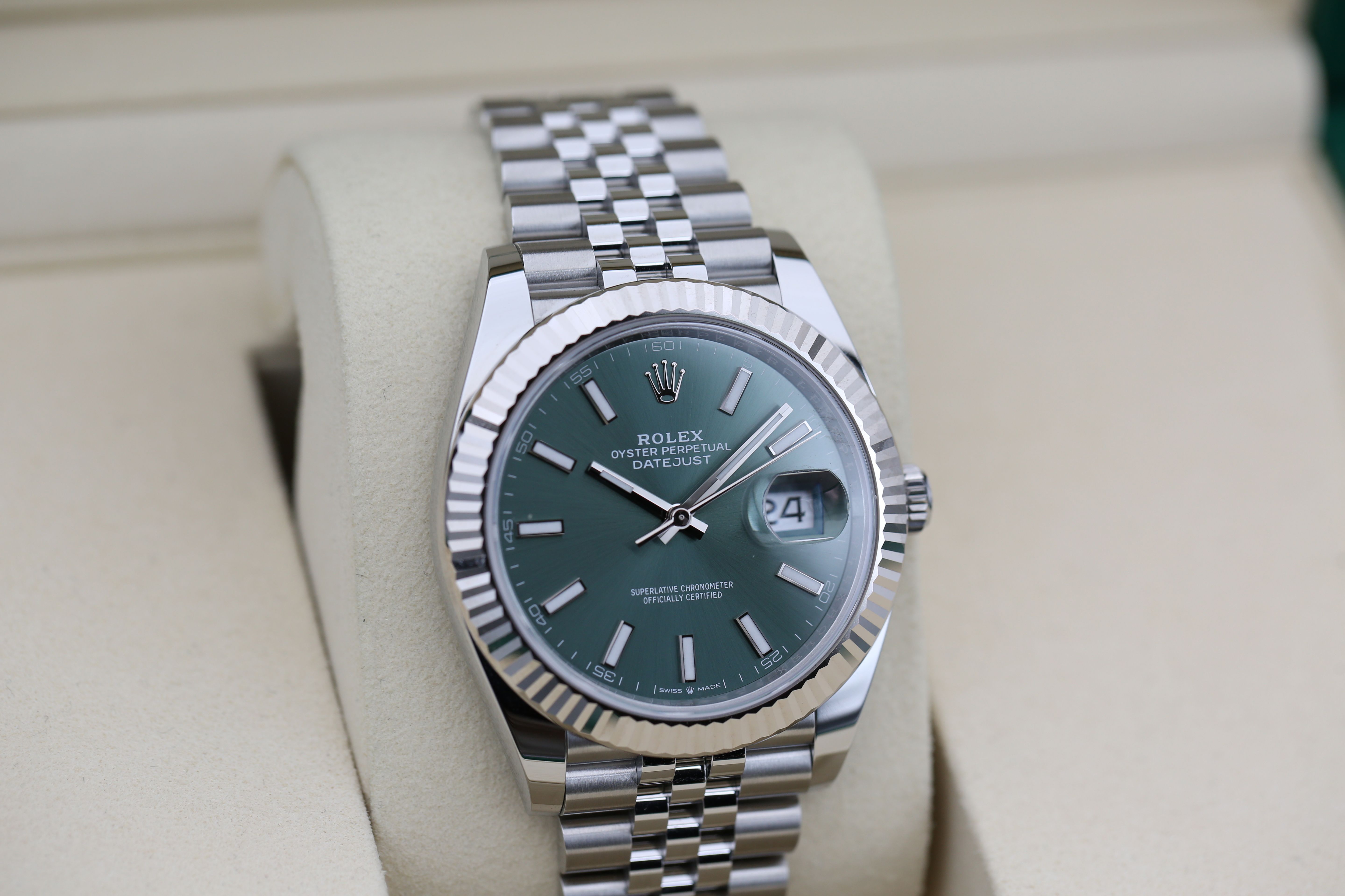 Rolex Datejust 41 126334 Thumbnail 2
