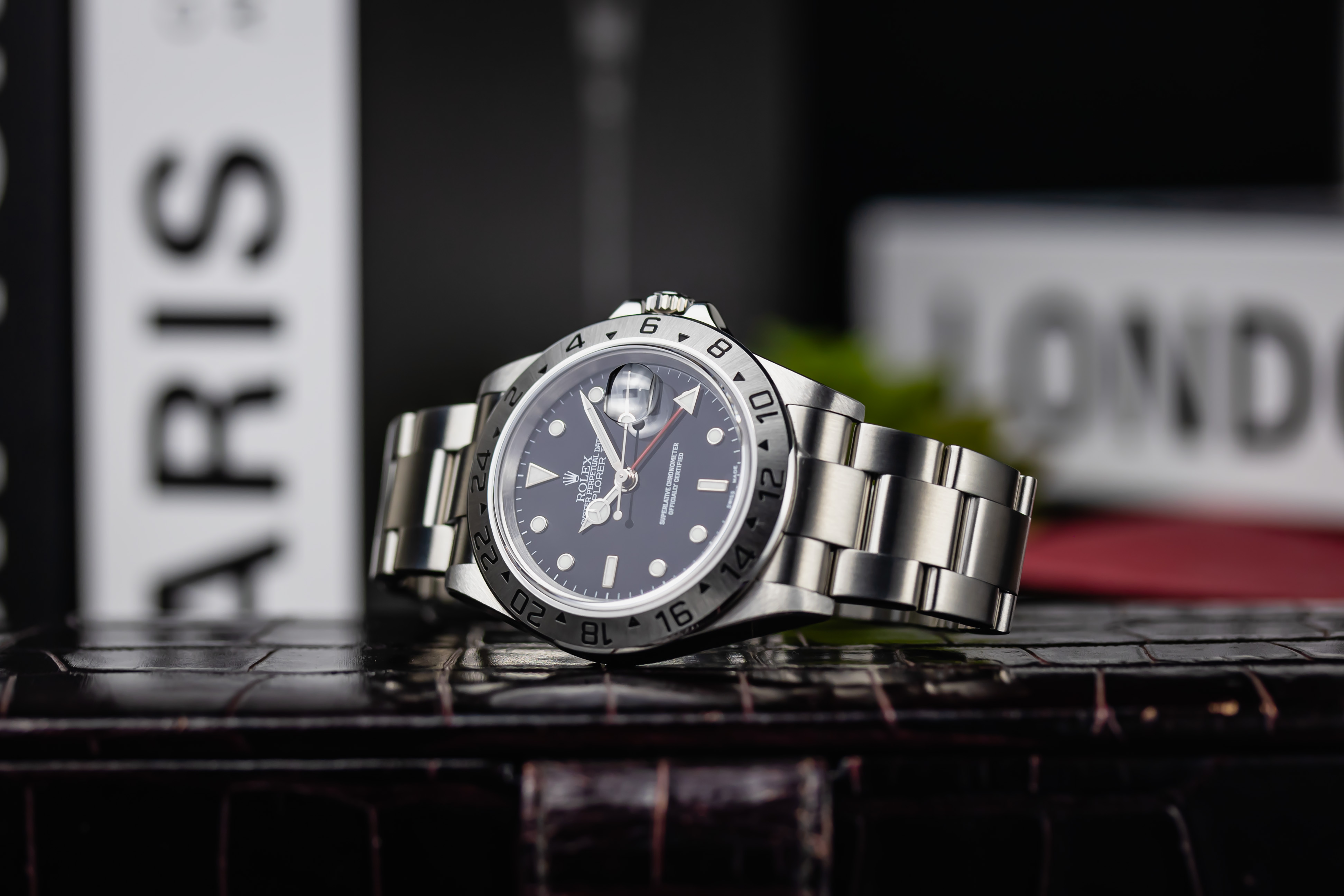 Rolex Explorer II 16570 Thumbnail 6