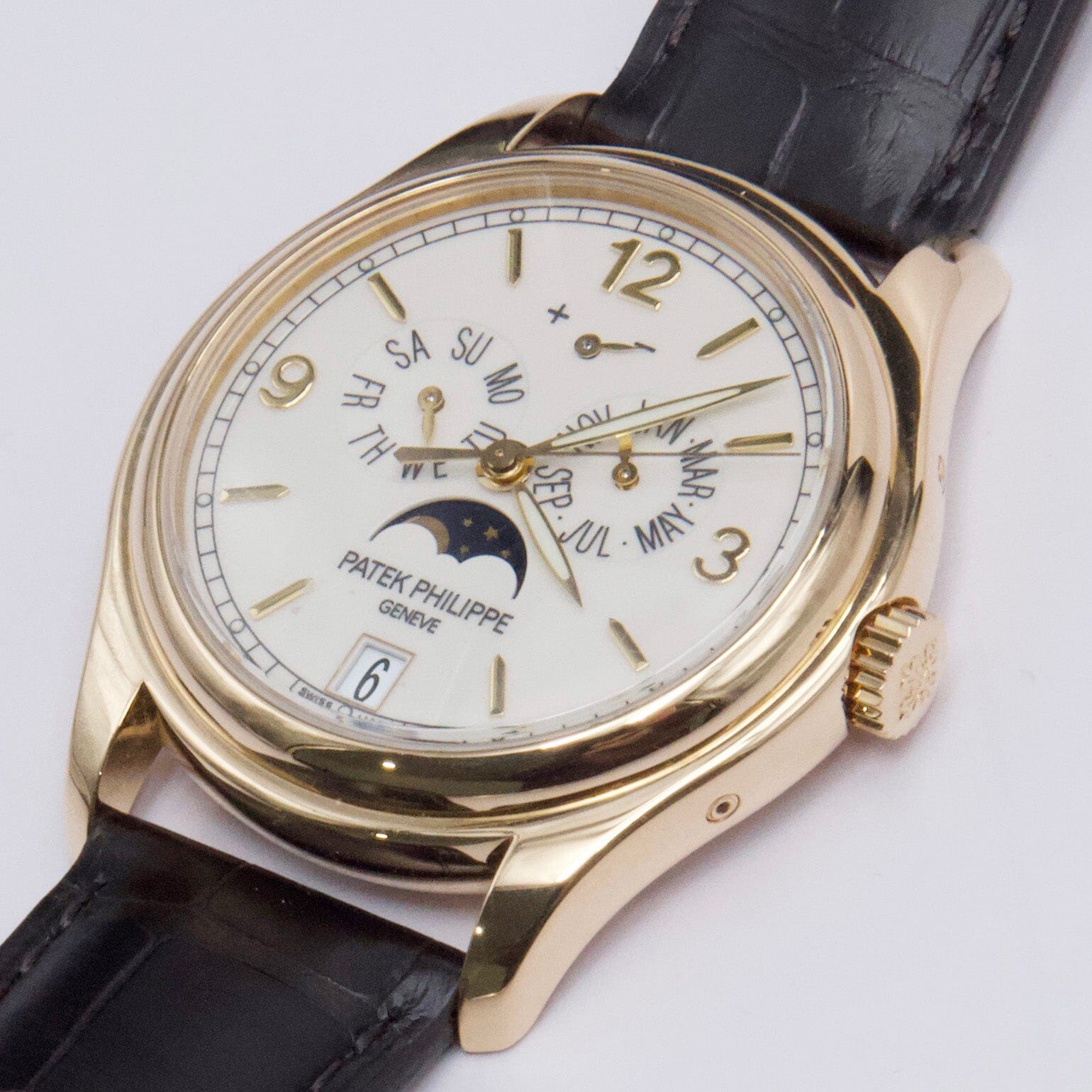 Corum Golden Bridge 113.553.85/M600 0000R Thumbnail 3