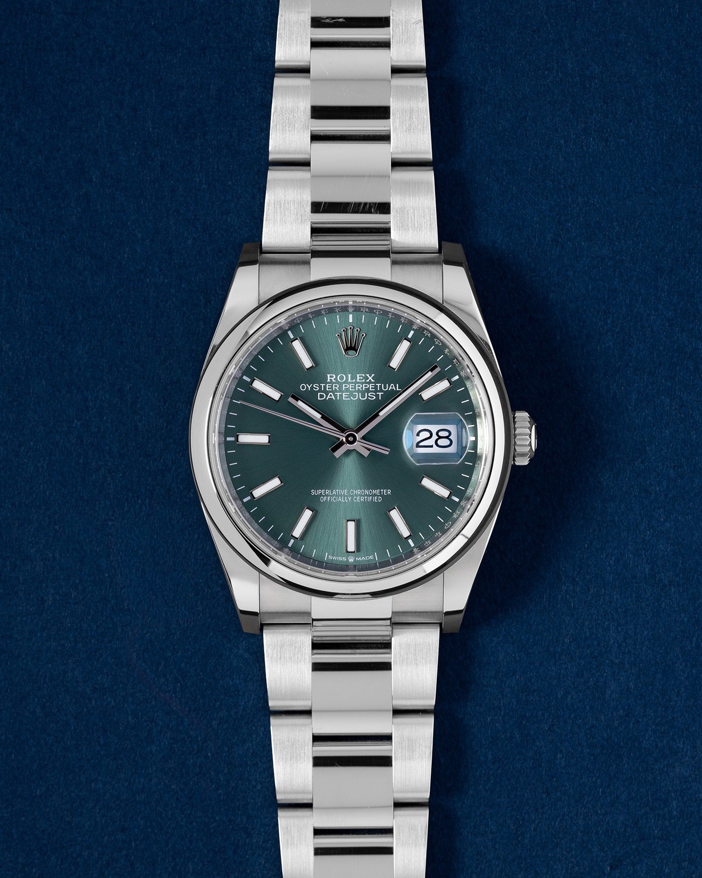 Rolex Datejust 126200 Thumbnail 1