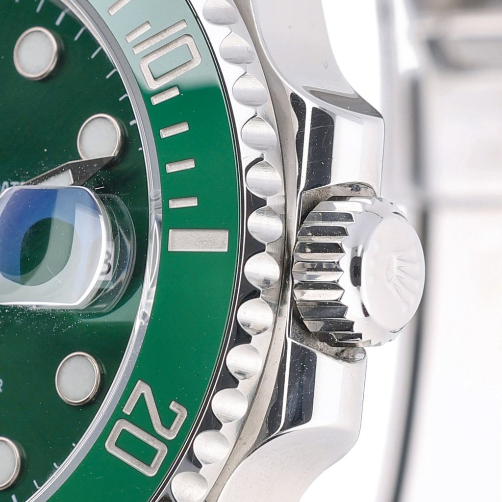 Rolex Submariner Hulk Thumbnail 5