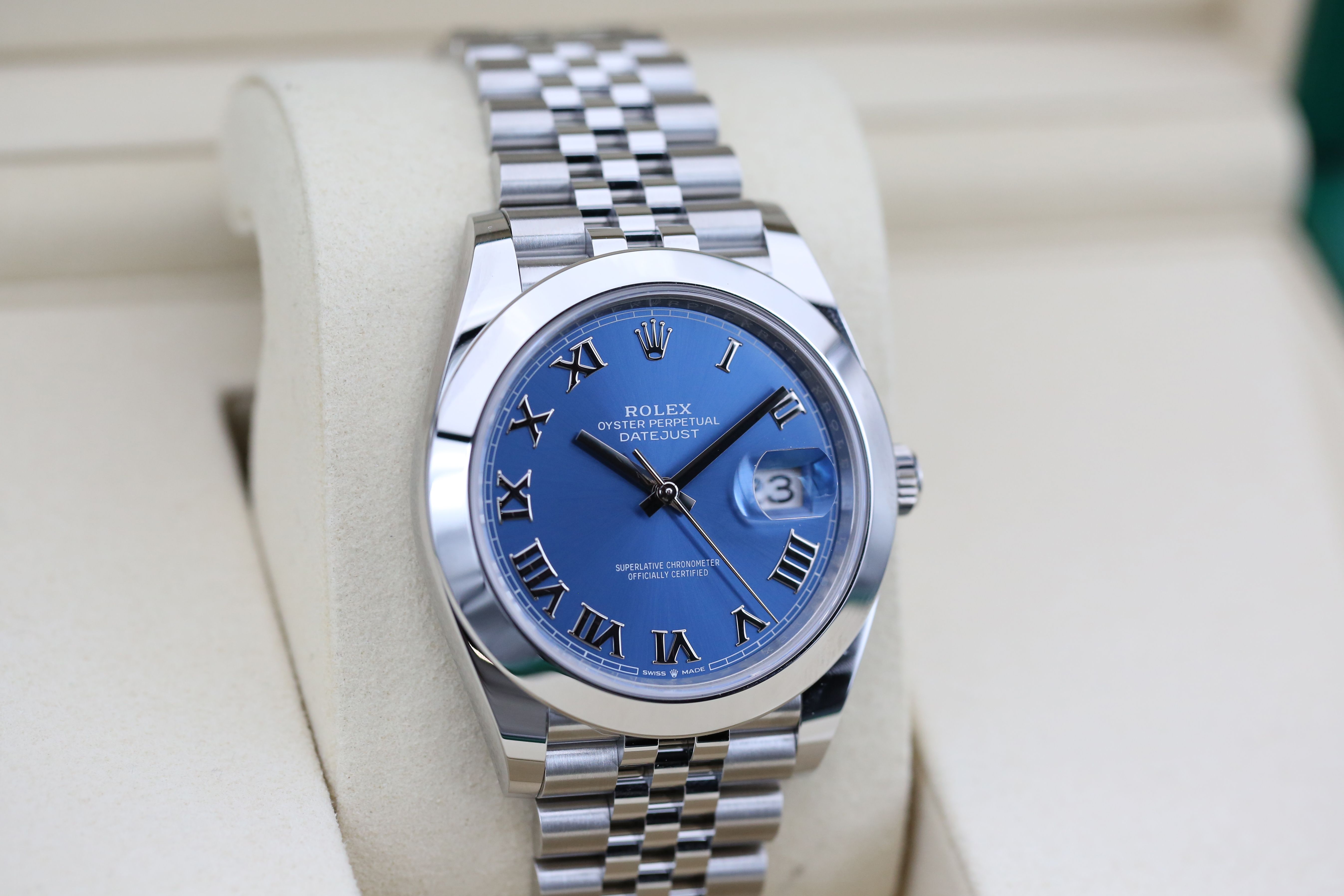Rolex Datejust 41 126300 Thumbnail 2