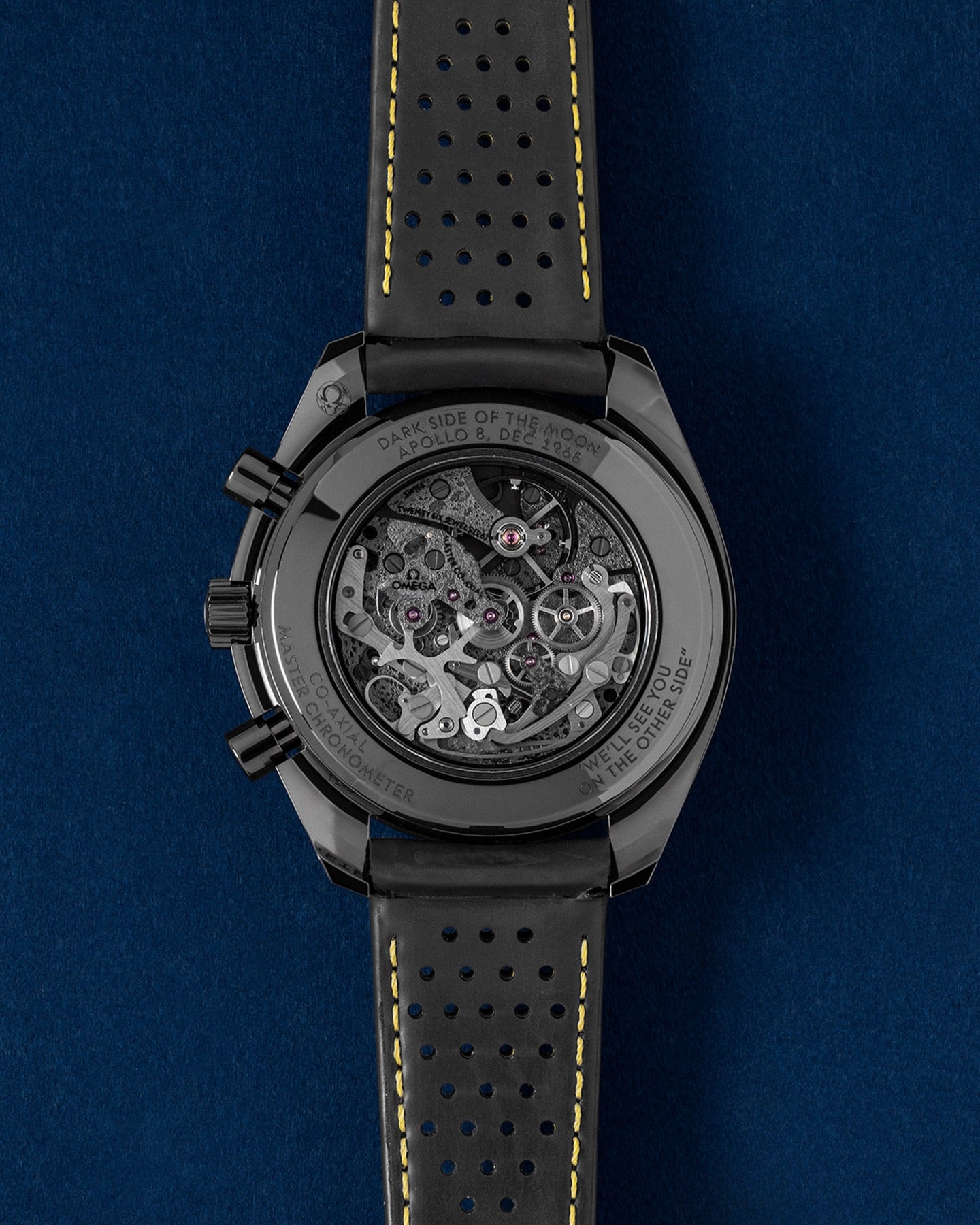 Omega Speedmaster Dark Side of the Moon 310.92.44.50.01.001 Thumbnail 2